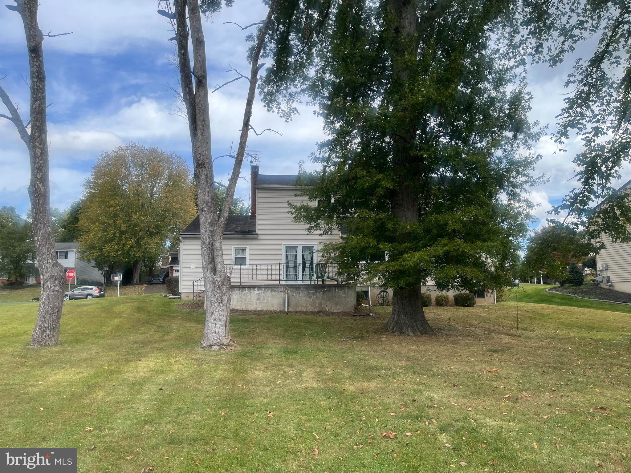 Southampton, Pennsylvania, 18966, United States, 4 Bedrooms Bedrooms, ,Residential,For Sale,1990215