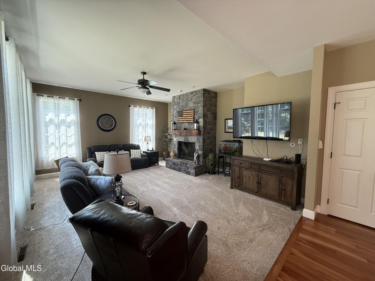 Queensbury, New York, 12804, United States, 4 Bedrooms Bedrooms, ,4 BathroomsBathrooms,Residential,For Sale,1908920