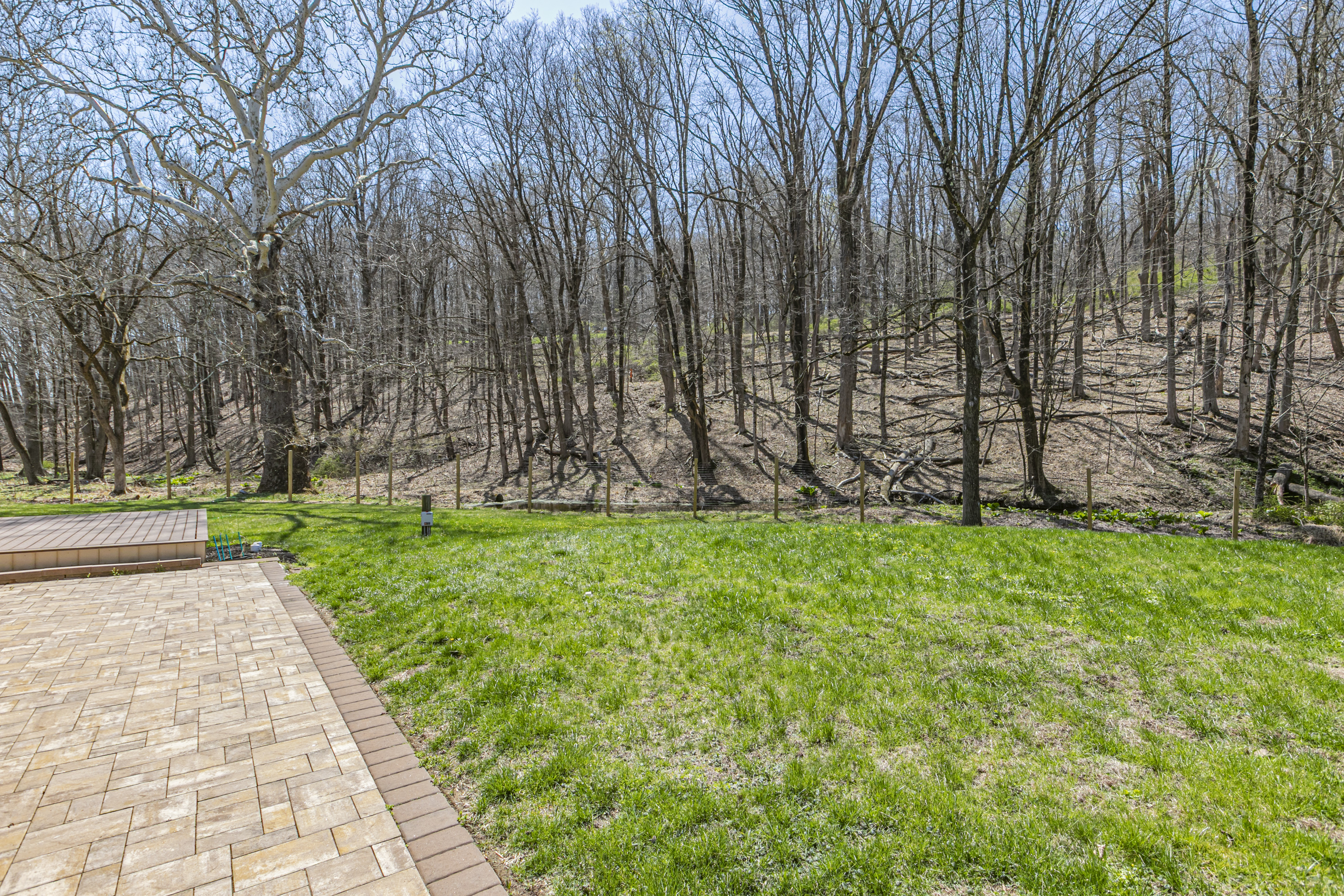  Tranquil Custom Home in a Serene Wooded Section of Skillman - 物件實景