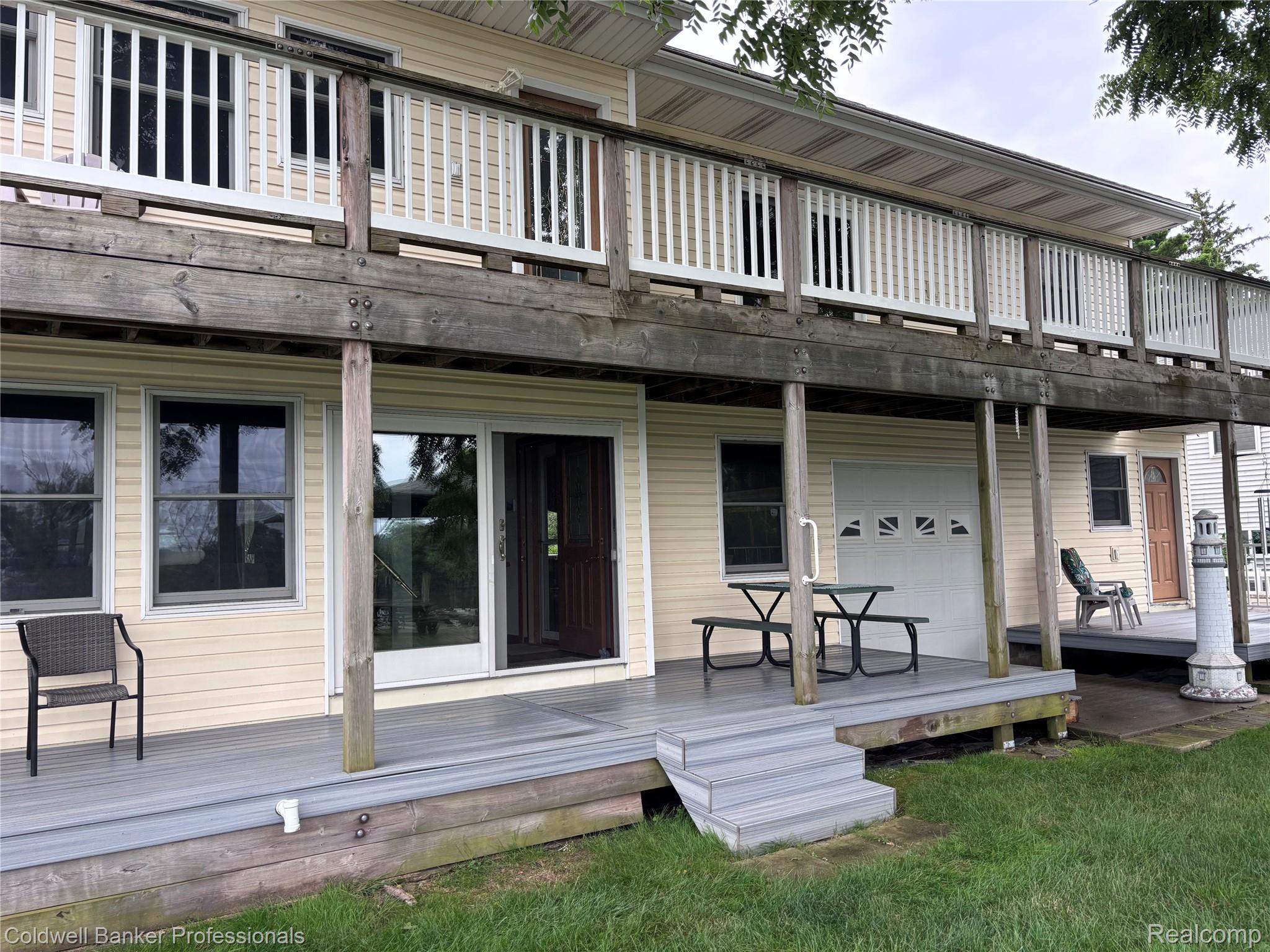 HarrisonTownship, Michigan, 48045, United States, 4 Bedrooms Bedrooms, ,3 BathroomsBathrooms,Residential,For Sale,1896563