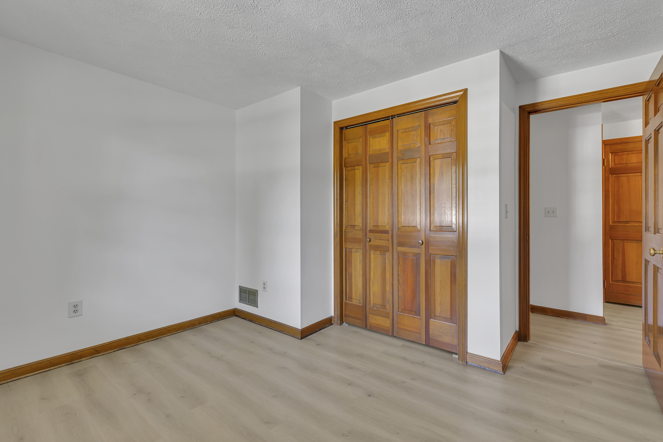  1593 Oak Leaf Lane, Pittsburgh, PA 15237 - 物件實景