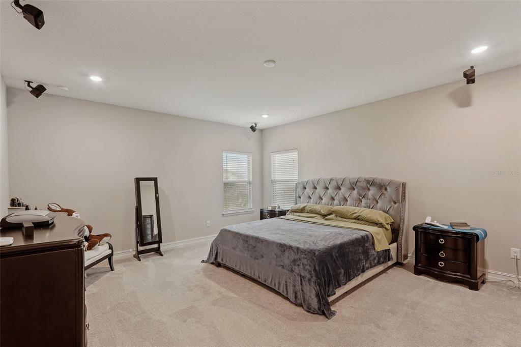 Bradenton, Florida, 34211, United States, 6 Bedrooms Bedrooms, ,4 BathroomsBathrooms,Residential,For Sale,1692676