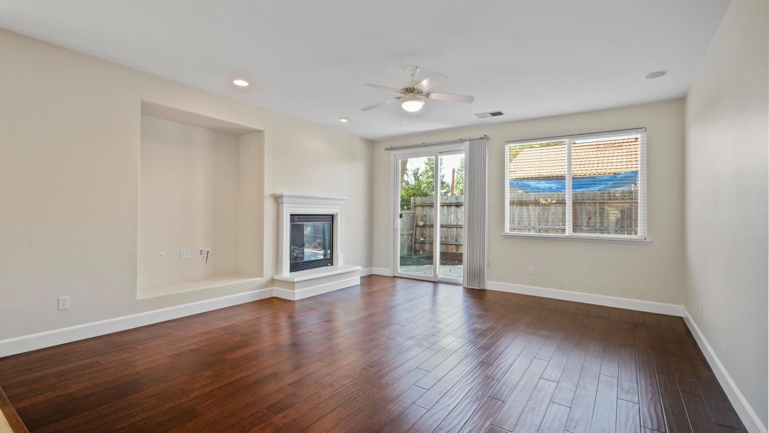 Sacramento, California, 95835, United States, 3 Bedrooms Bedrooms, ,3 BathroomsBathrooms,Residential,For Sale,1970680