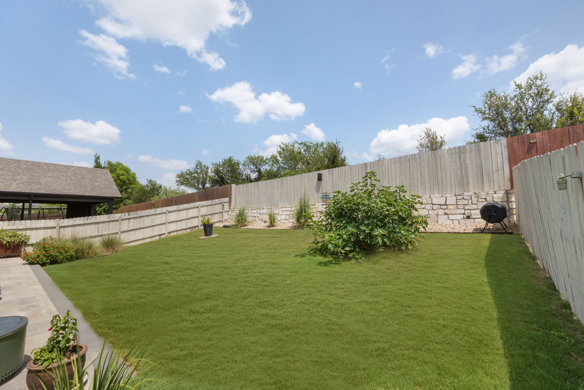  Single Story Abode in Whisper Valley, Austin