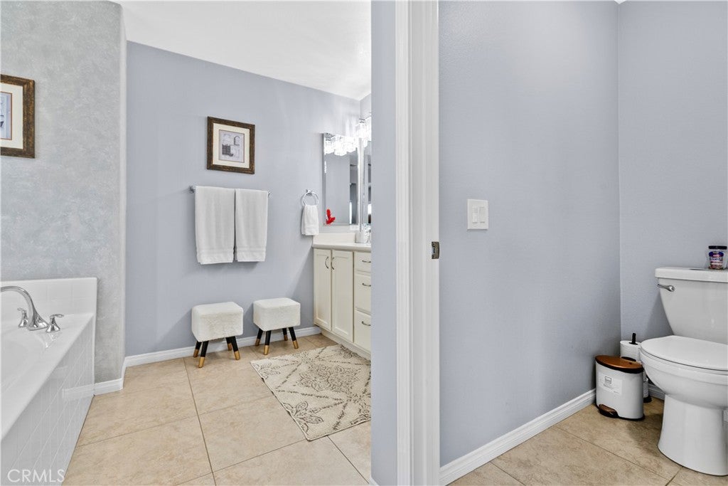 Indio, California, 92203, United States, 5 Bedrooms Bedrooms, ,3 BathroomsBathrooms,Residential,For Sale,1989302