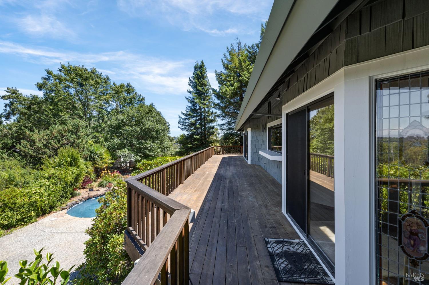 Sebastopol, California, 95472, United States, 4 Bedrooms Bedrooms, ,5 BathroomsBathrooms,Residential,For Sale,1980868