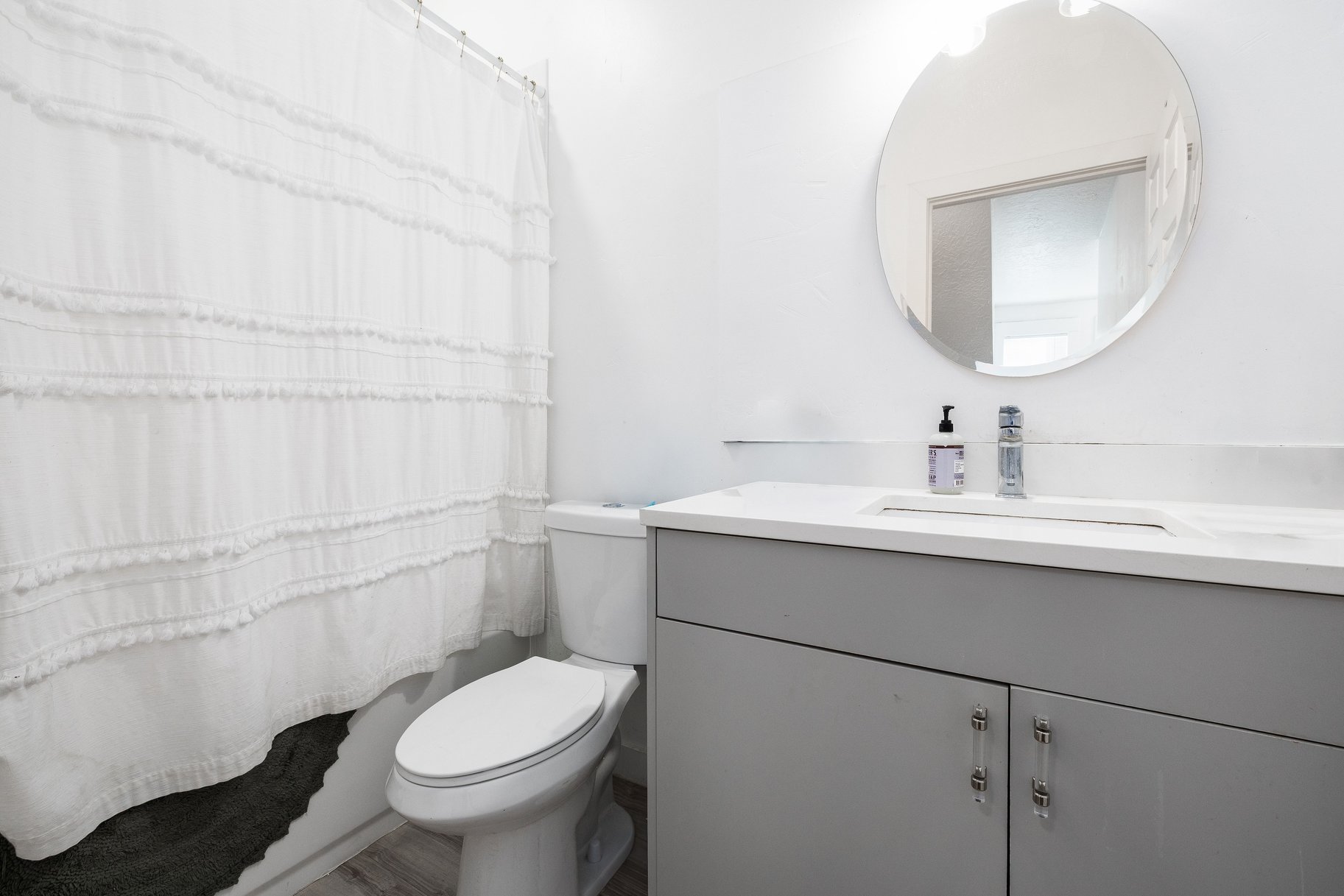  Turn-Key Liberty Park Fourplex  Strong & Consistent Rental Income - 物件實景