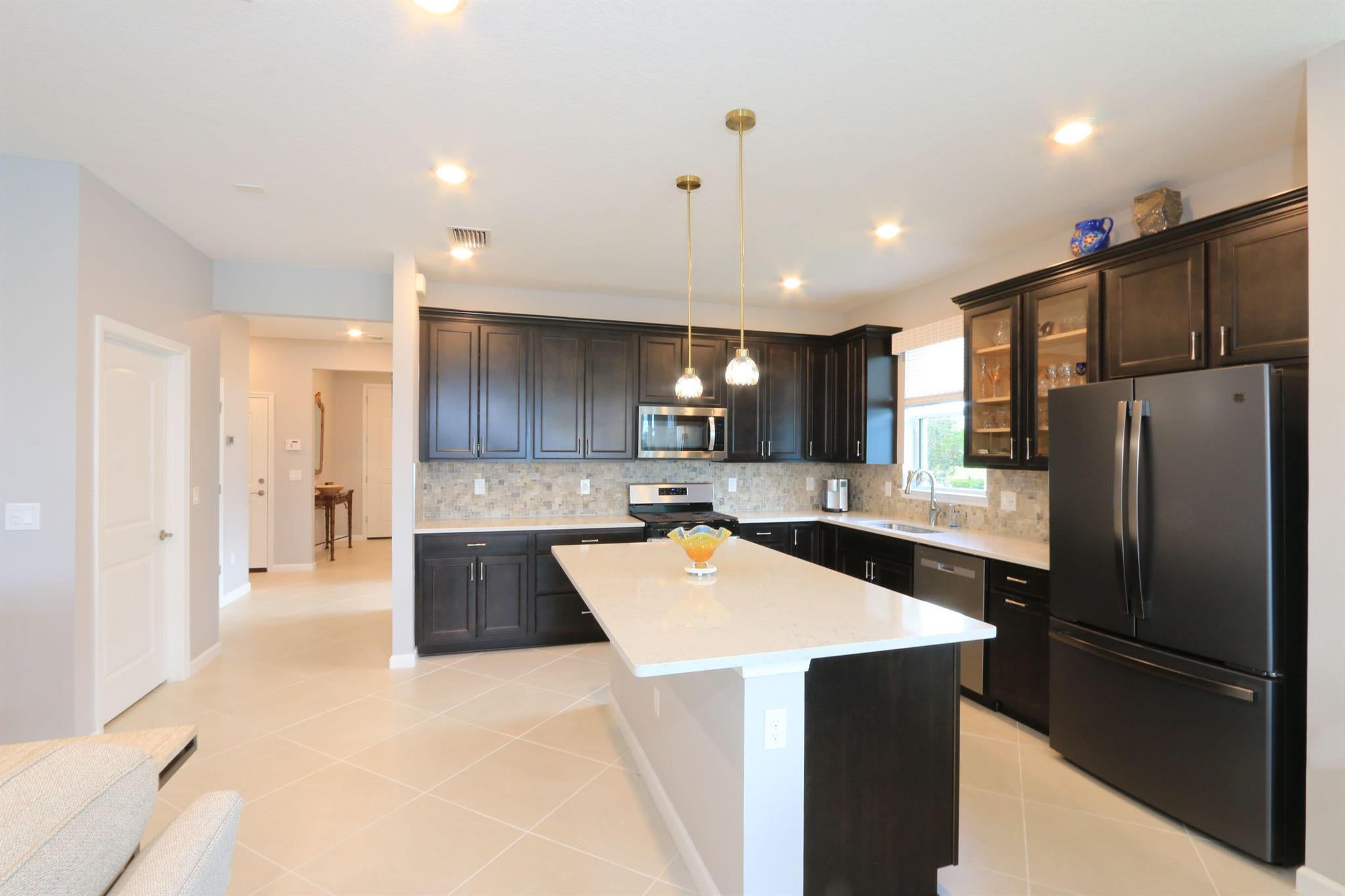 Port St Lucie, Florida, 34953, United States, 2 Bedrooms Bedrooms, ,2 BathroomsBathrooms,Residential,For Sale,1984197