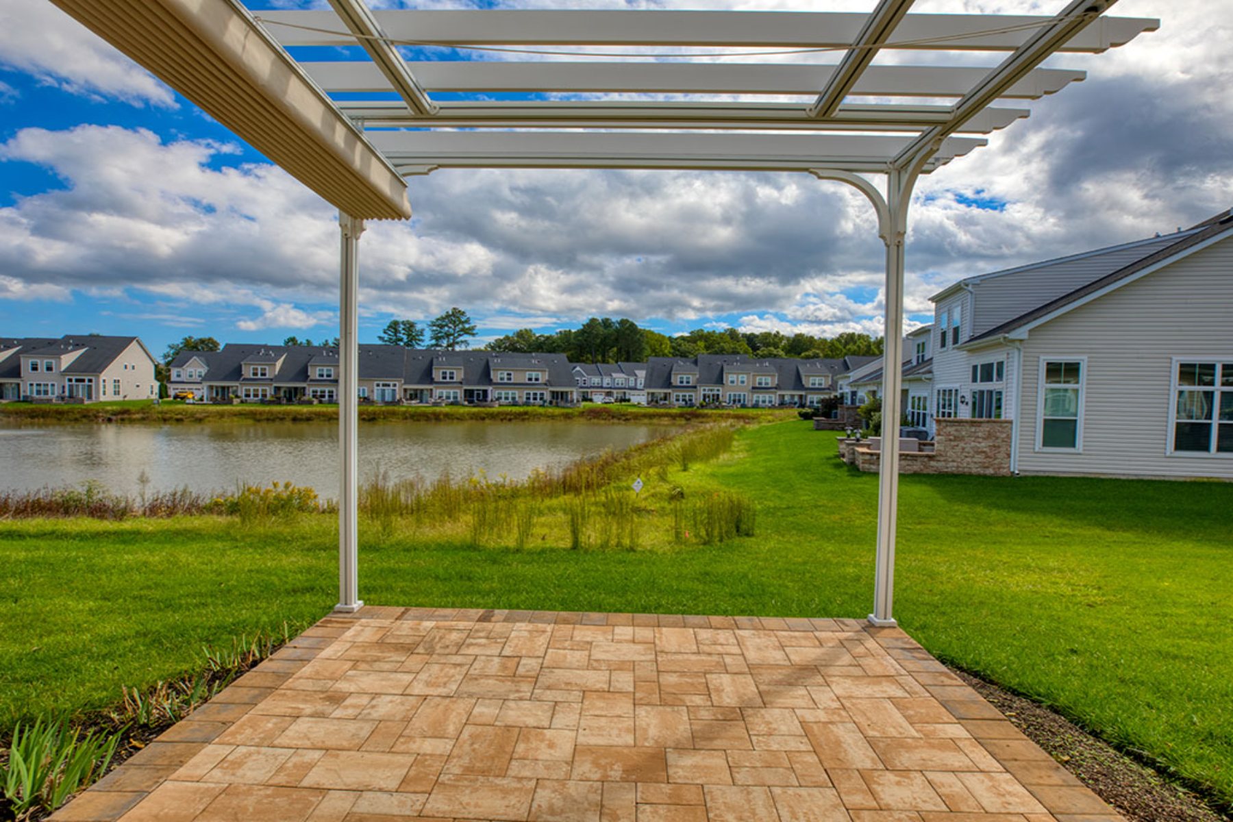  23134 Waggoner Ave - 物件實景