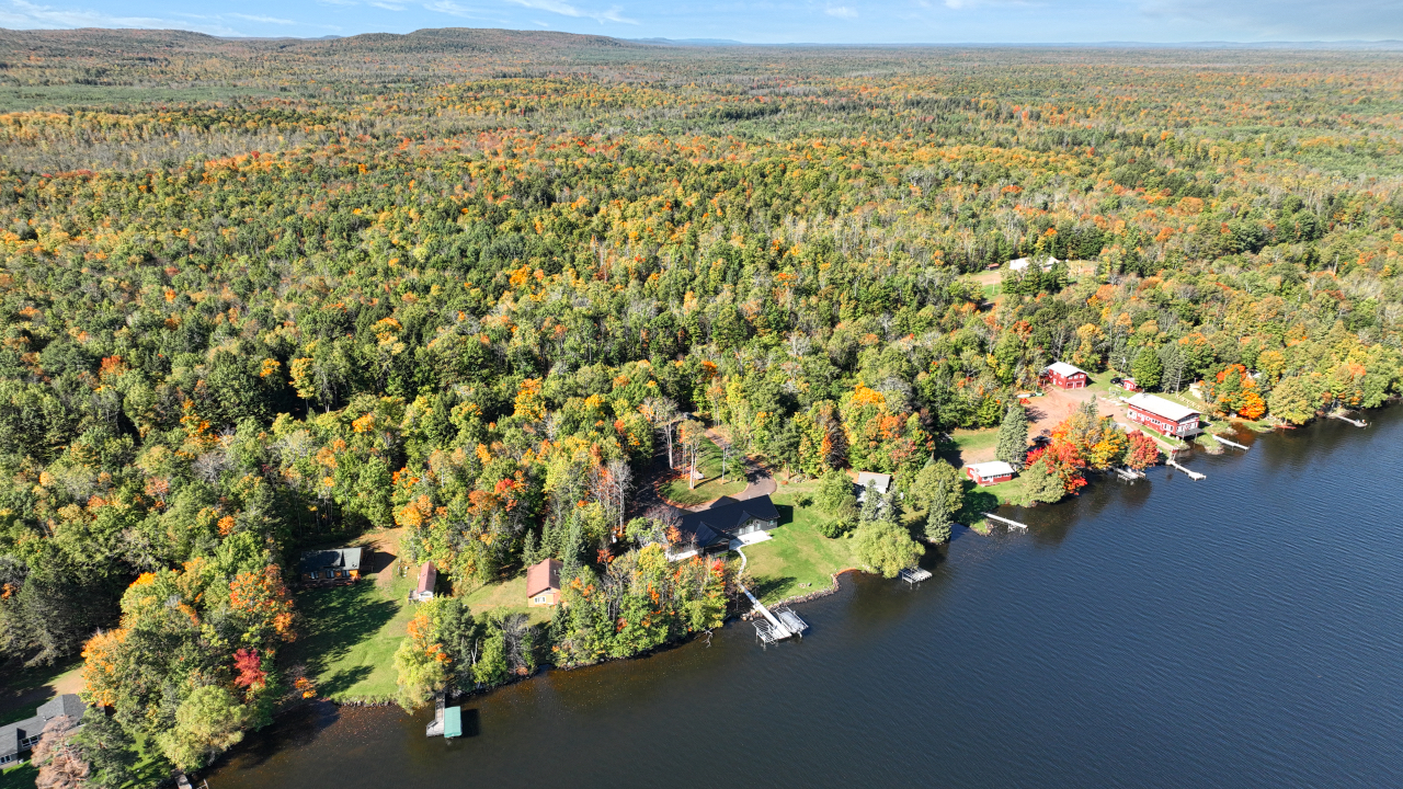 Marenisco, Wisconsin, 49947, United States, 4 Bedrooms Bedrooms, ,4 BathroomsBathrooms,Residential,For Sale,1984446