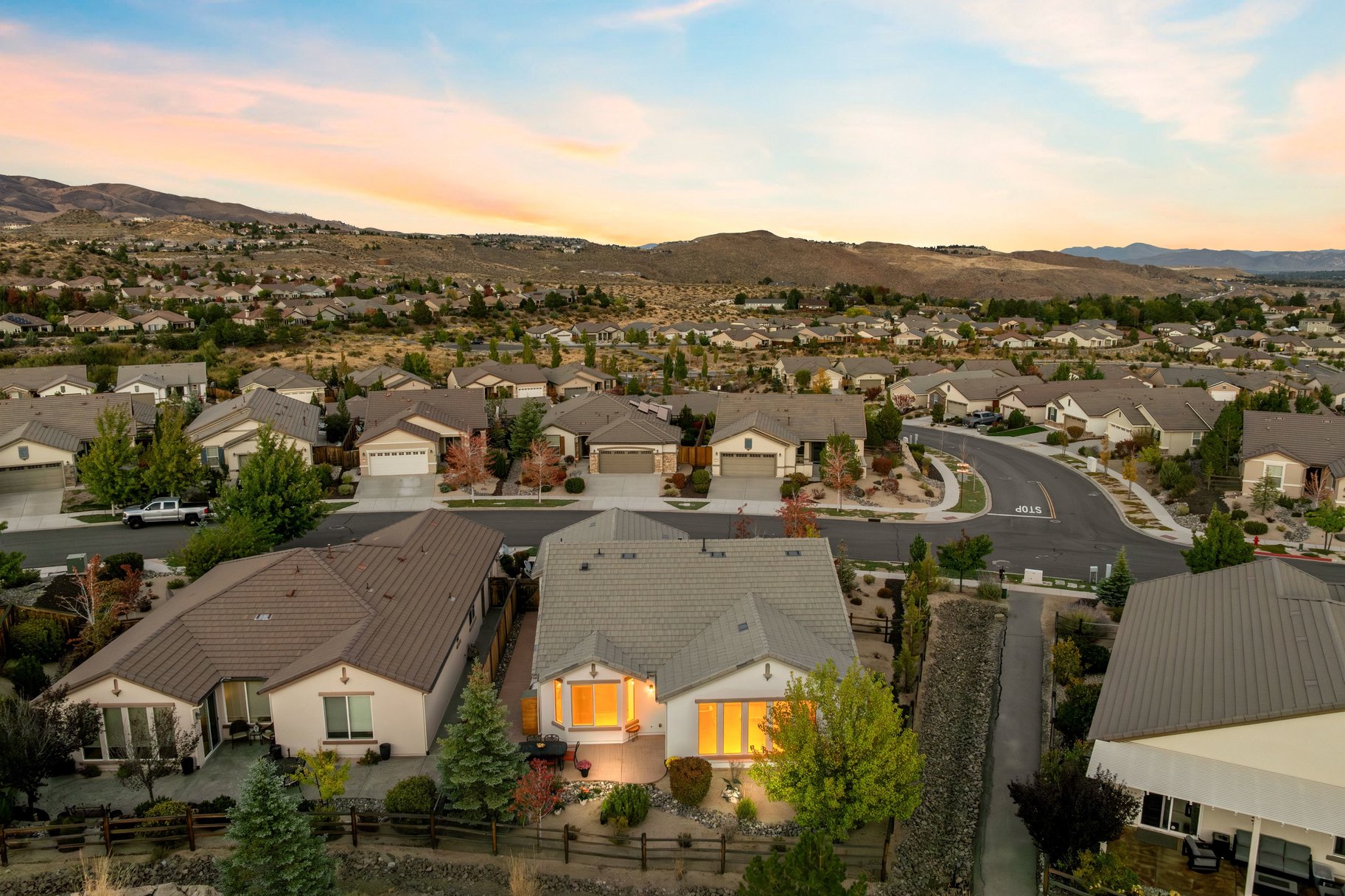  Welcome home to 1115 Sugar Creek Trail - 物件實景