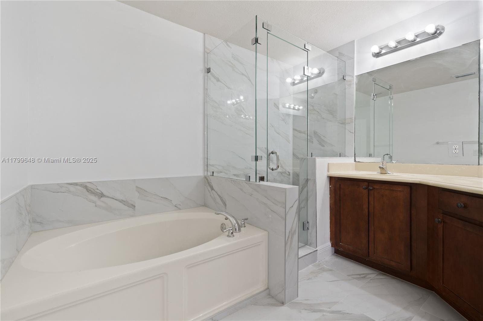 Miramar, Florida, 33025, United States, 4 Bedrooms Bedrooms, ,3 BathroomsBathrooms,Residential,For Sale,1805812