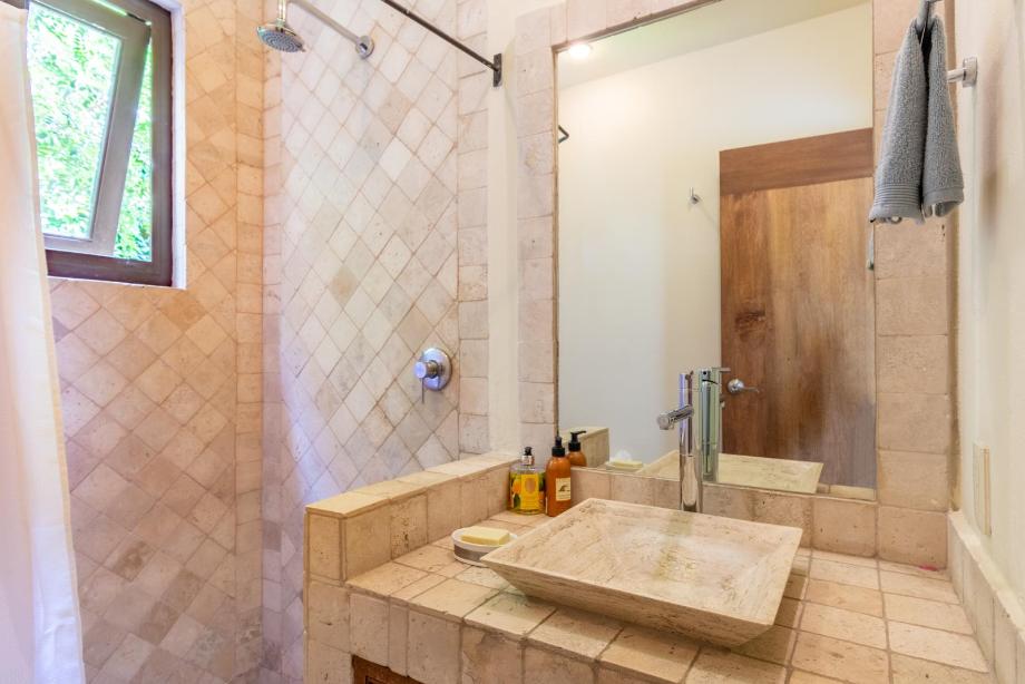 San Miguel de Allende, Guanajuato, 37700, Mexico, 2 Bedrooms Bedrooms, ,2 BathroomsBathrooms,Residential,For Sale,1948873