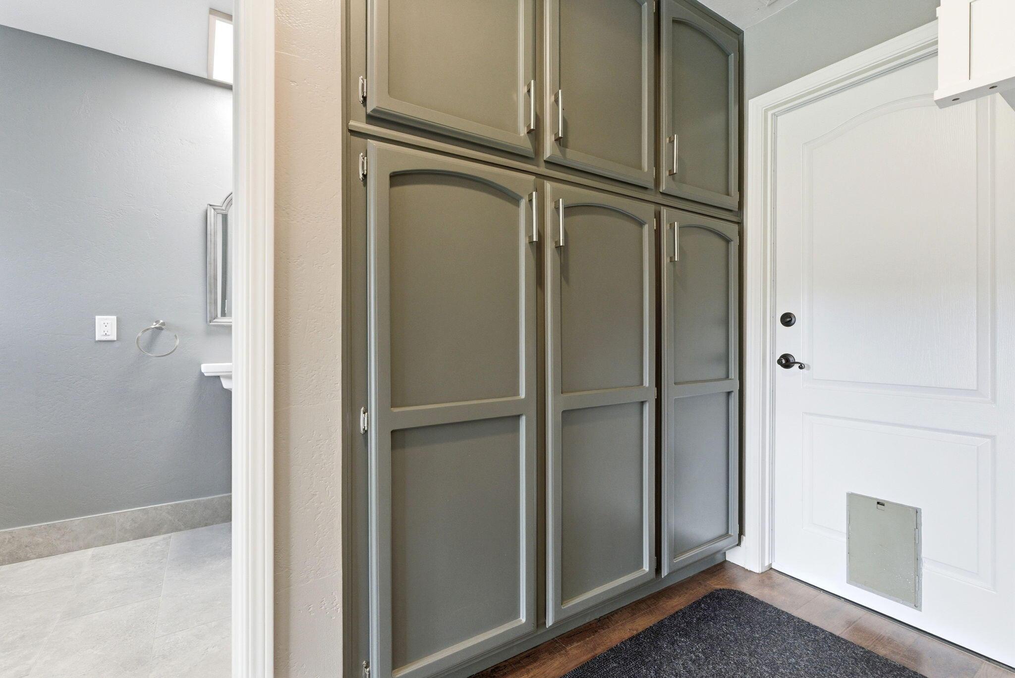 Bakersfield, California, 93314, United States, 4 Bedrooms Bedrooms, ,3 BathroomsBathrooms,Residential,For Sale,1996652