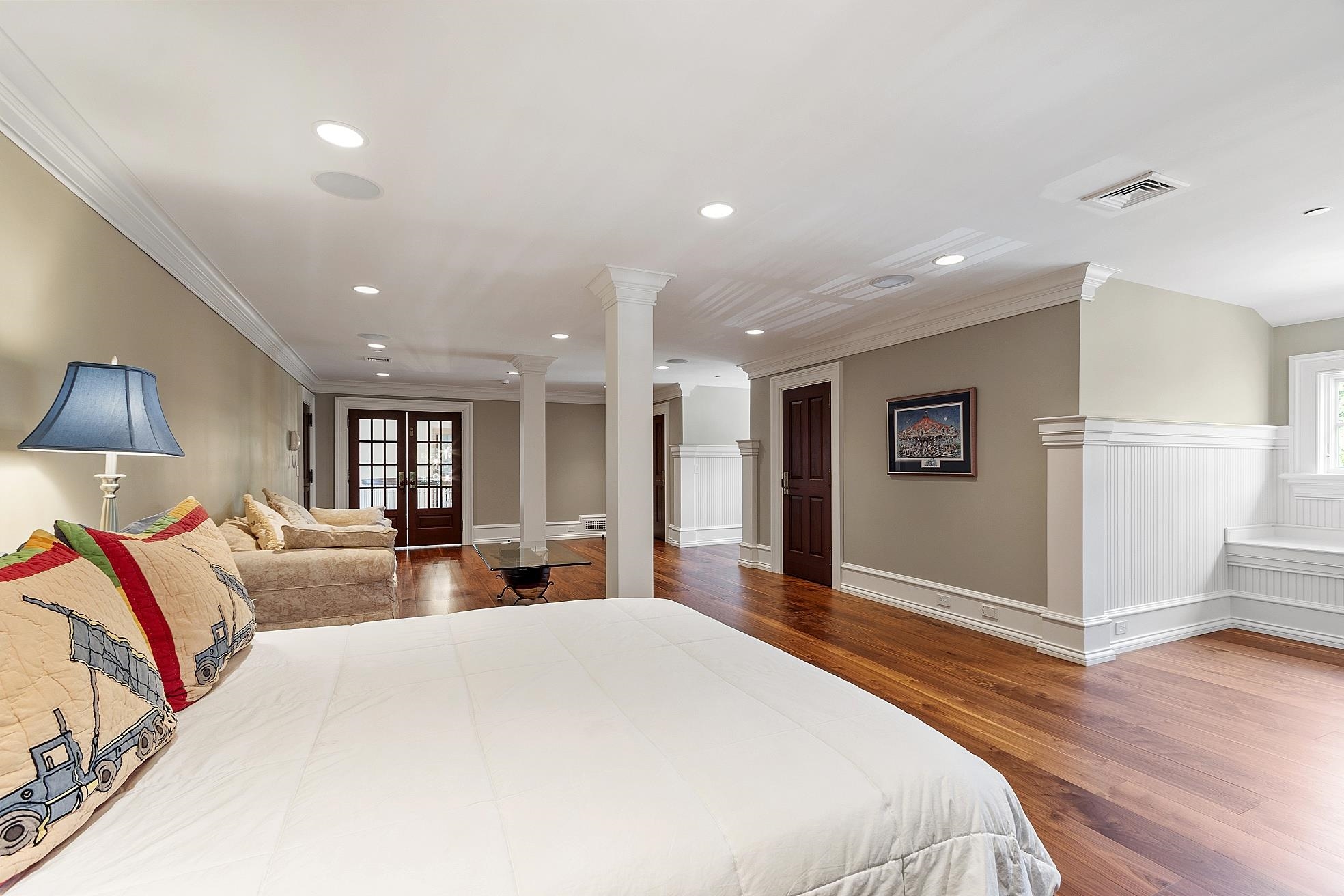Meredith, New Hampshire, 03253, United States, 7 Bedrooms Bedrooms, ,6 BathroomsBathrooms,Residential,For Sale,1897806