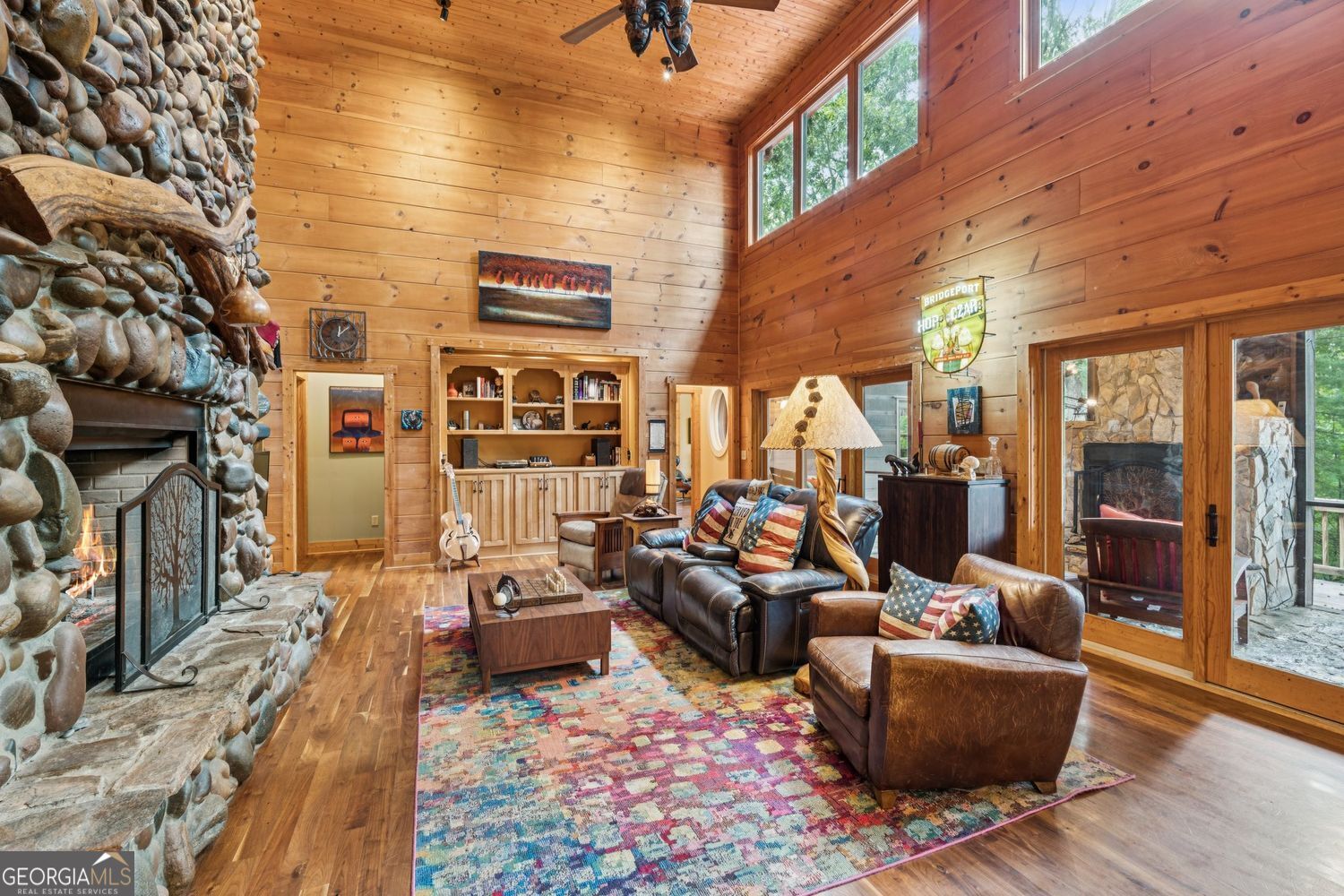 Ellijay, Georgia, 30540, United States, 3 Bedrooms Bedrooms, ,4 BathroomsBathrooms,Residential,For Sale,1952403