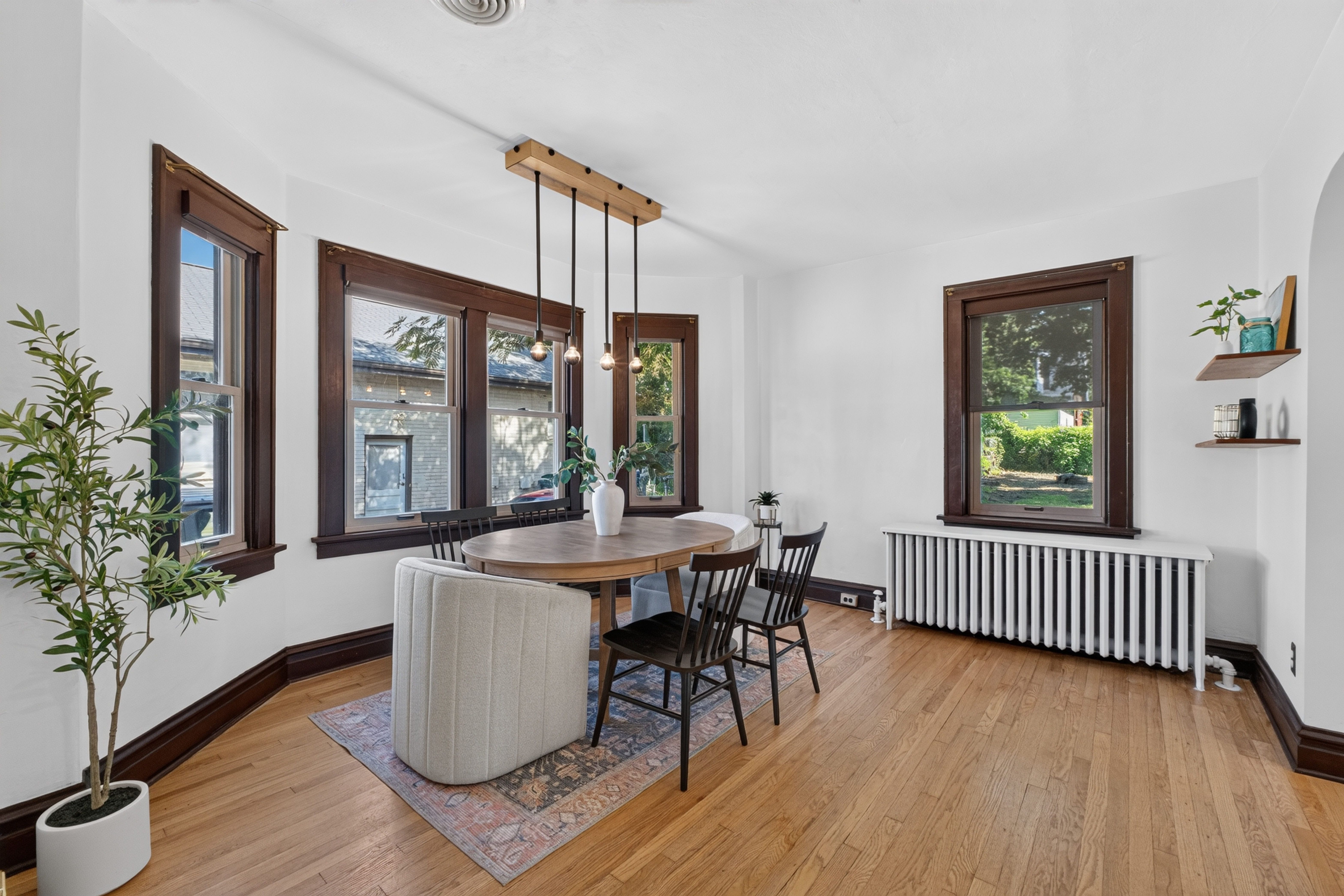  Dogtown Dream Home Awaits You: Charming Style and Prime Location - 物件實景