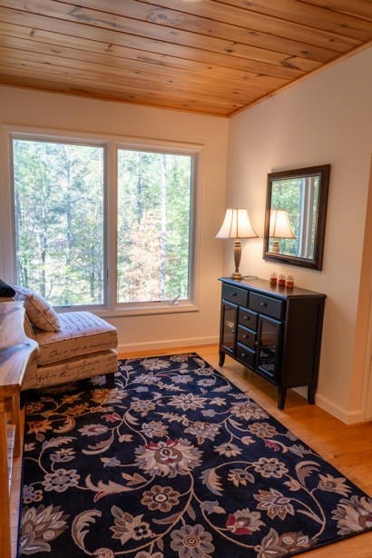 Murphy, North Carolina, 28906, United States, 4 Bedrooms Bedrooms, ,4 BathroomsBathrooms,Residential,For Sale,1989693