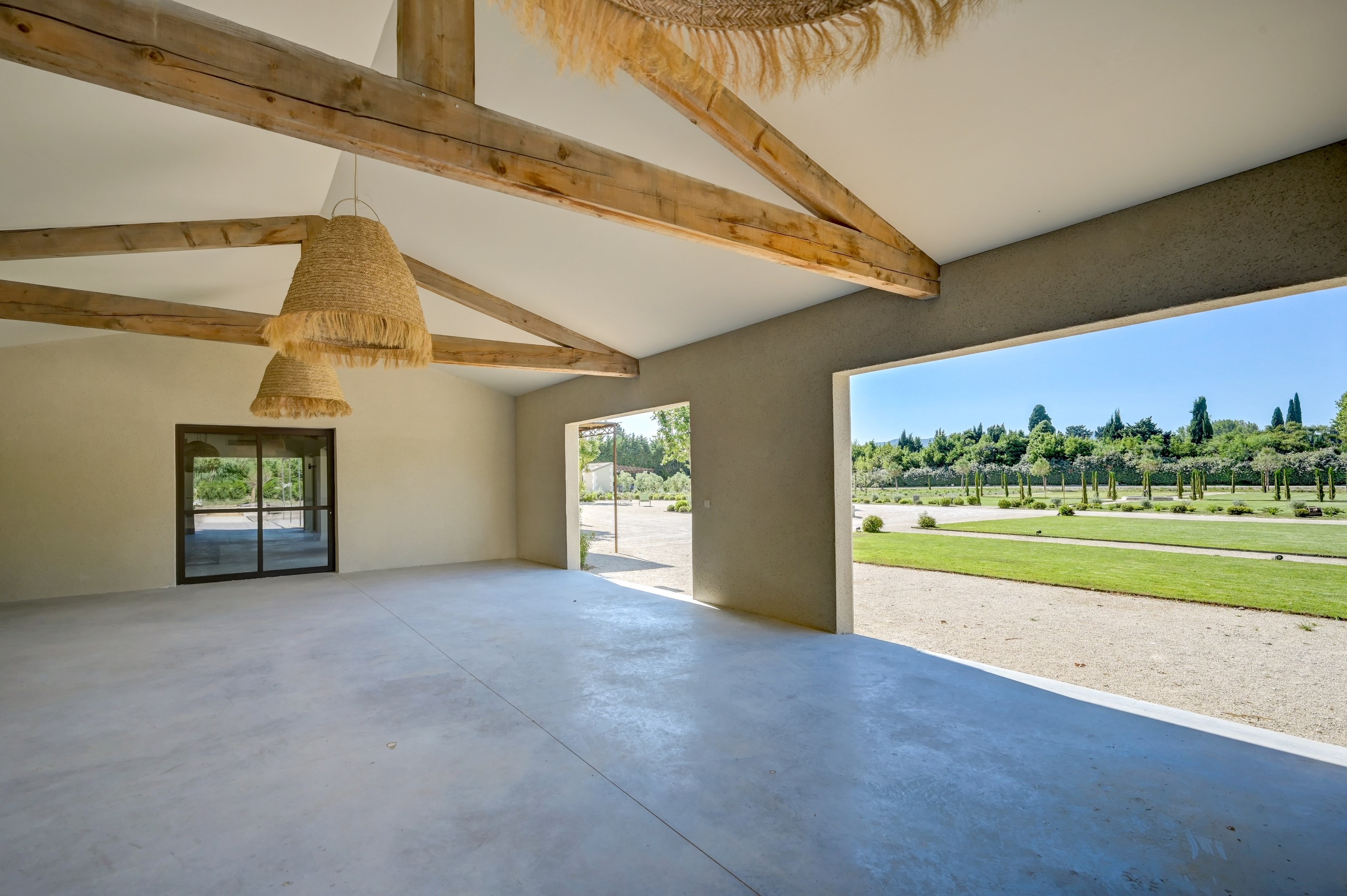  Exclusive listing. Saint Rémy de Provence, superb renovated property located 5 … - 物件實景