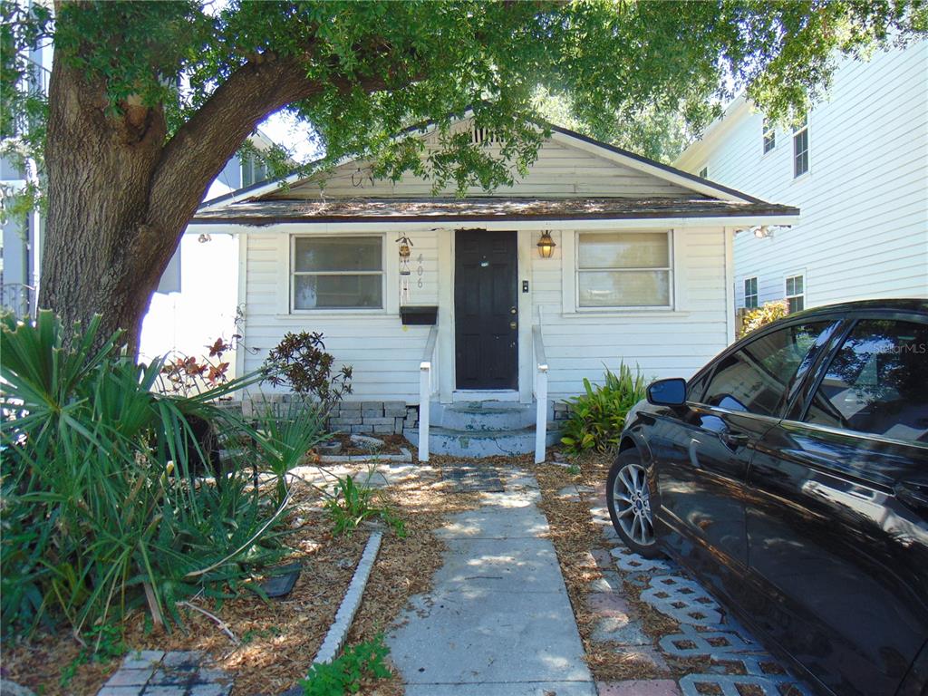Tampa, Florida, 33606, United States, 2 Bedrooms Bedrooms, ,1 BathroomBathrooms,Residential,For Sale,1980089
