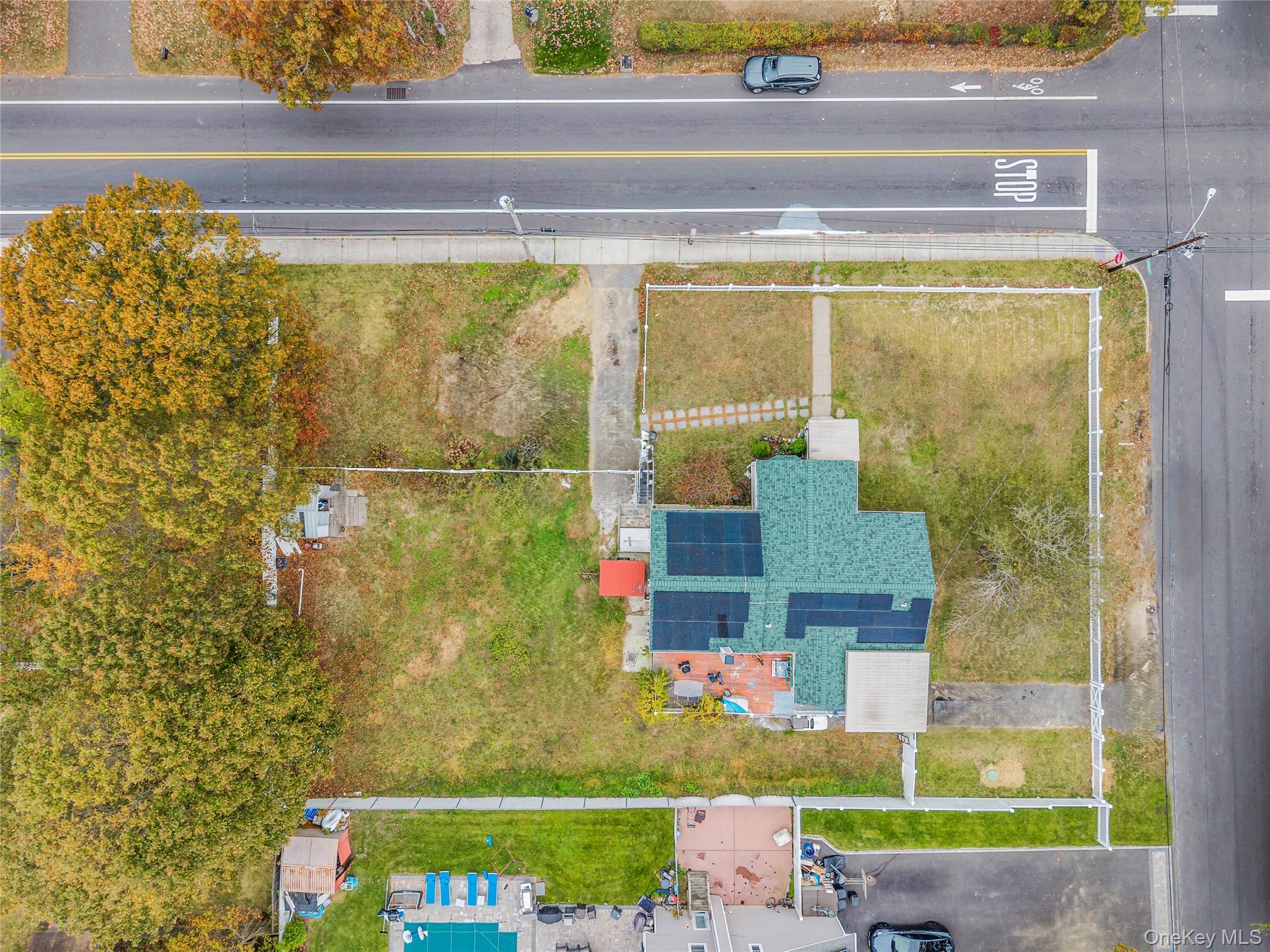 Mastic, New York, 11950, United States, 4 Bedrooms Bedrooms, ,3 BathroomsBathrooms,Residential,For Sale,1990878