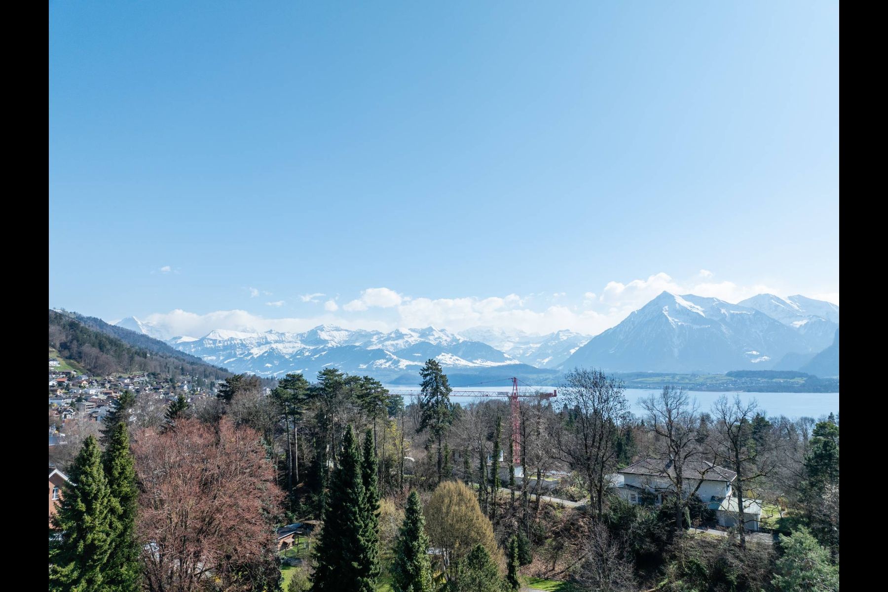  A rare jewel on Lake Thun with views of the Alps and the lake - 物件實景