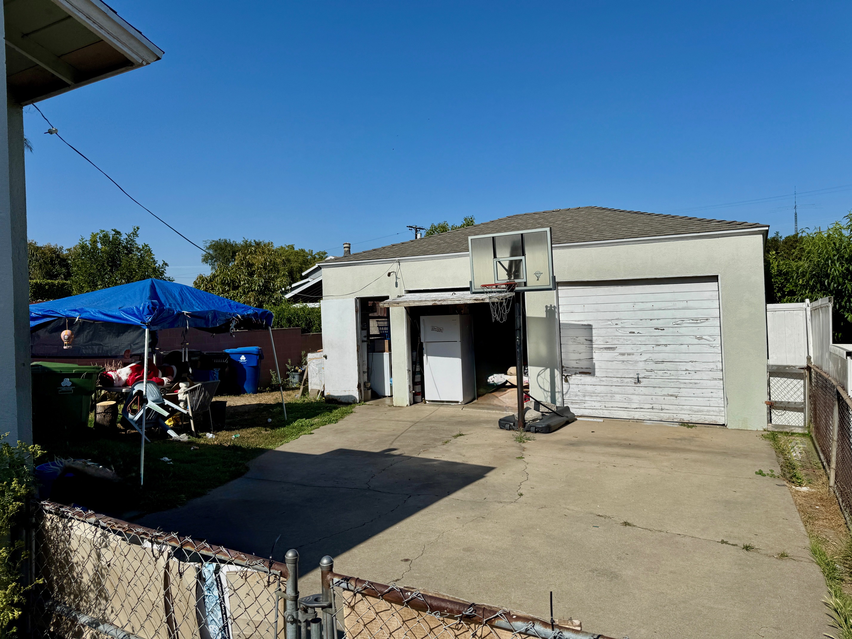Wilmington, California, 90744, United States, 4 Bedrooms Bedrooms, ,2 BathroomsBathrooms,Residential,For Sale,1921795