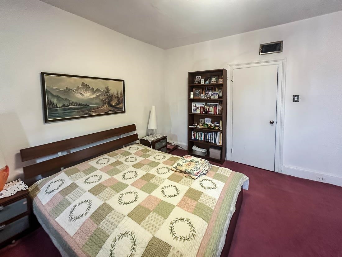 Jersey City, New Jersey, 07306, United States, 4 Bedrooms Bedrooms, ,3 BathroomsBathrooms,Residential,For Sale,1859473