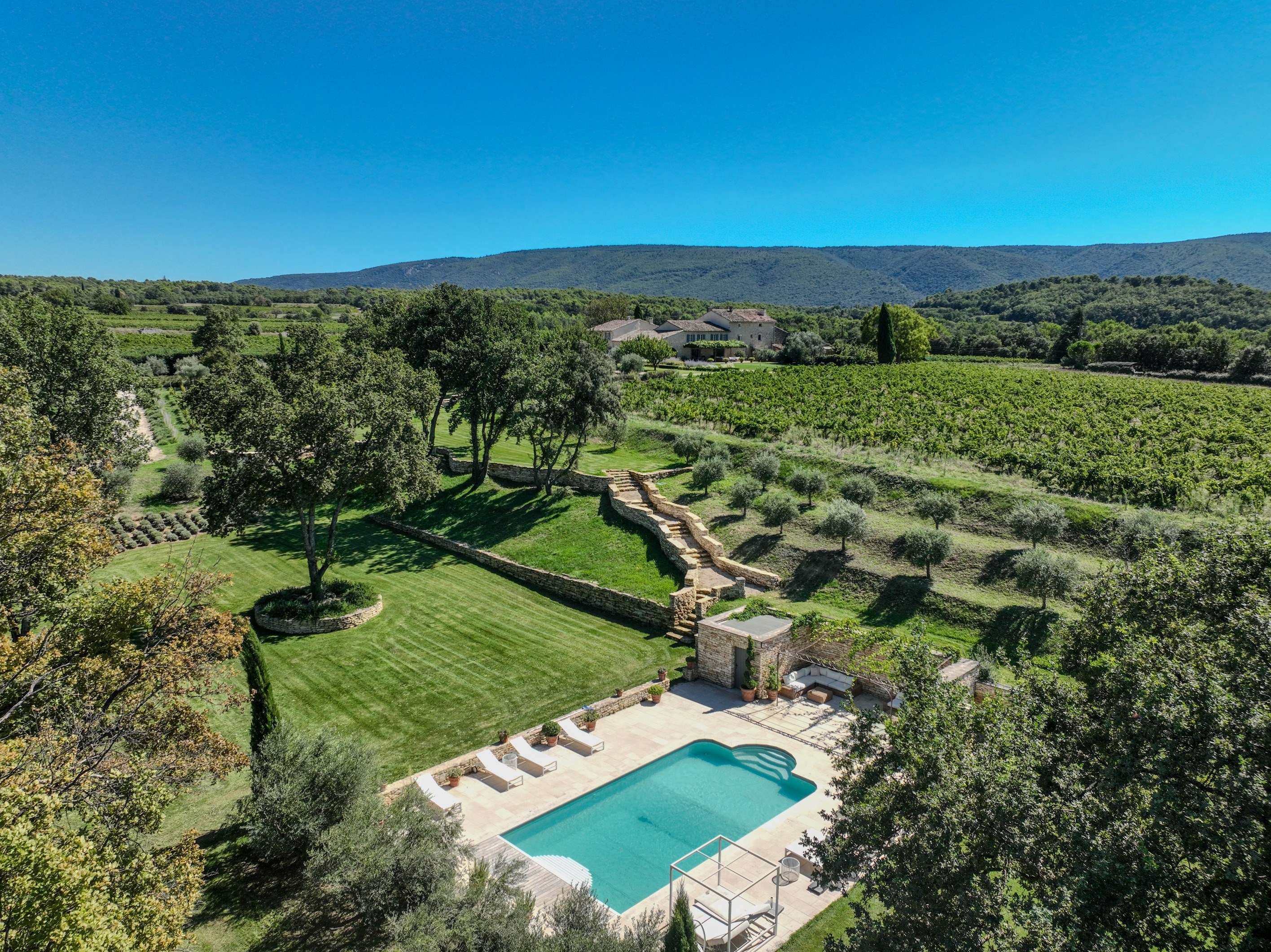  An Exceptional Estate with Timeless Charm - 物件實景