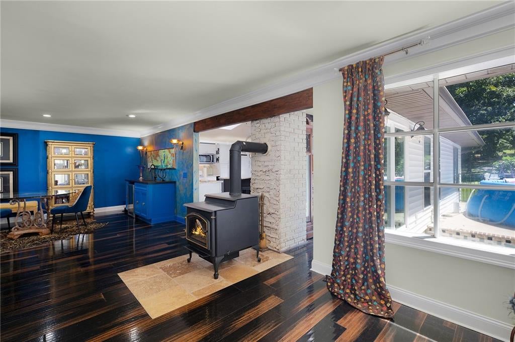 Calhoun, Georgia, 30701, United States, 3 Bedrooms Bedrooms, ,3 BathroomsBathrooms,Residential,For Sale,1980675