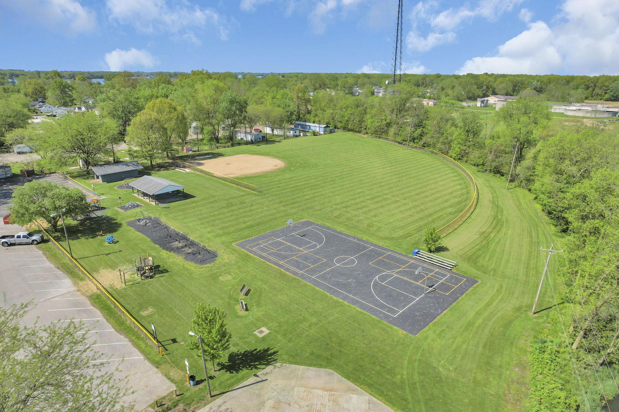 Buckeye Lake, Ohio, 43008, United States, 3 Bedrooms Bedrooms, ,3 BathroomsBathrooms,Residential,For Sale,1975089