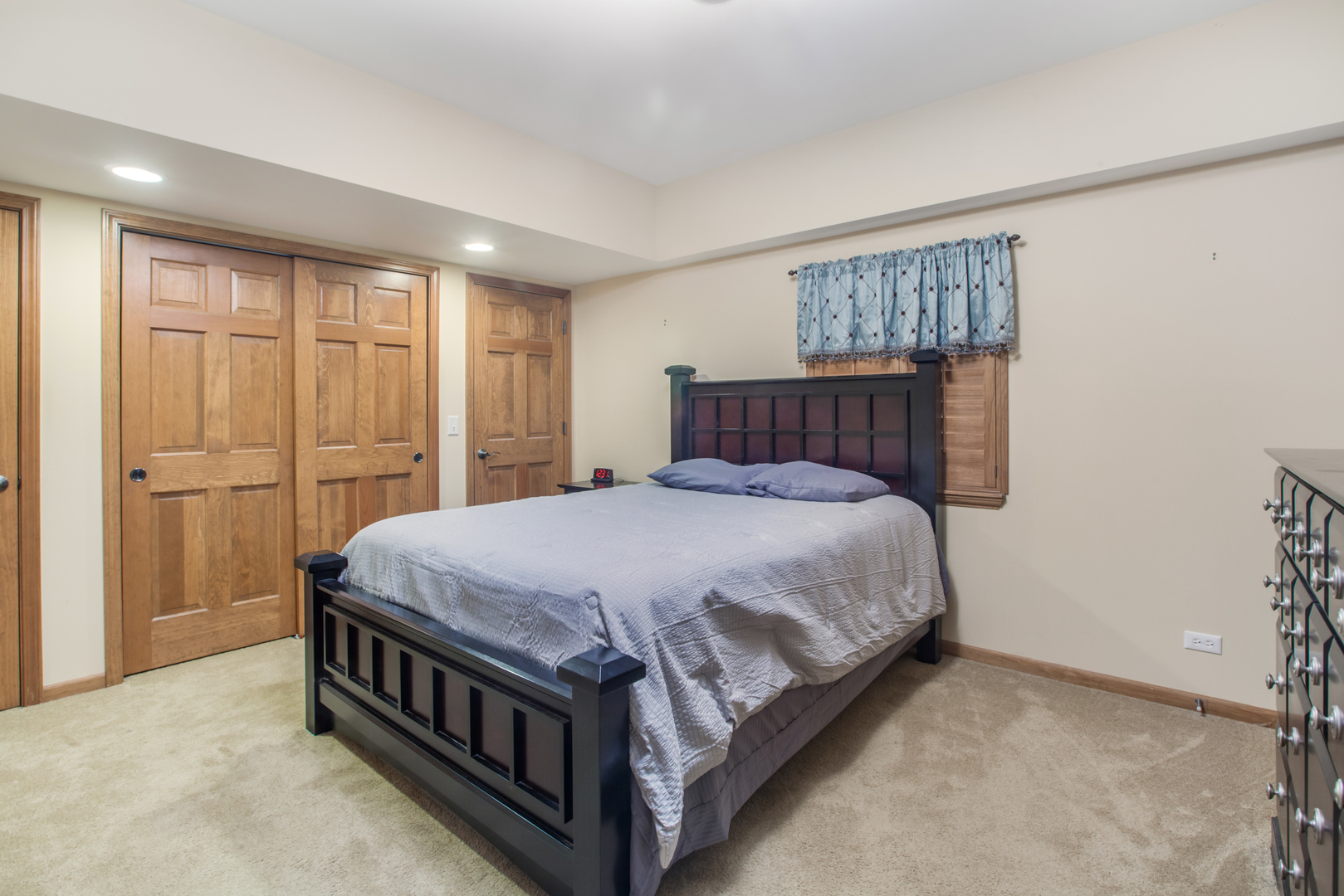 Elburn, Illinois, 60119, United States, 6 Bedrooms Bedrooms, ,4 BathroomsBathrooms,Residential,For Sale,1989371