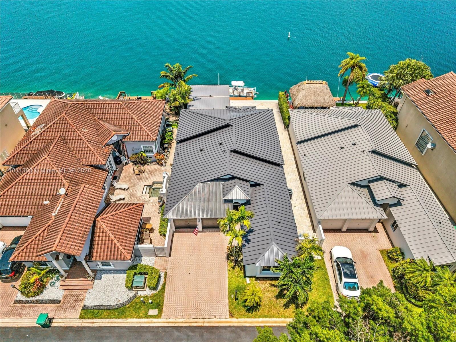 Miami, Florida, 33186, United States, 4 Bedrooms Bedrooms, ,2 BathroomsBathrooms,Residential,For Sale,1838976
