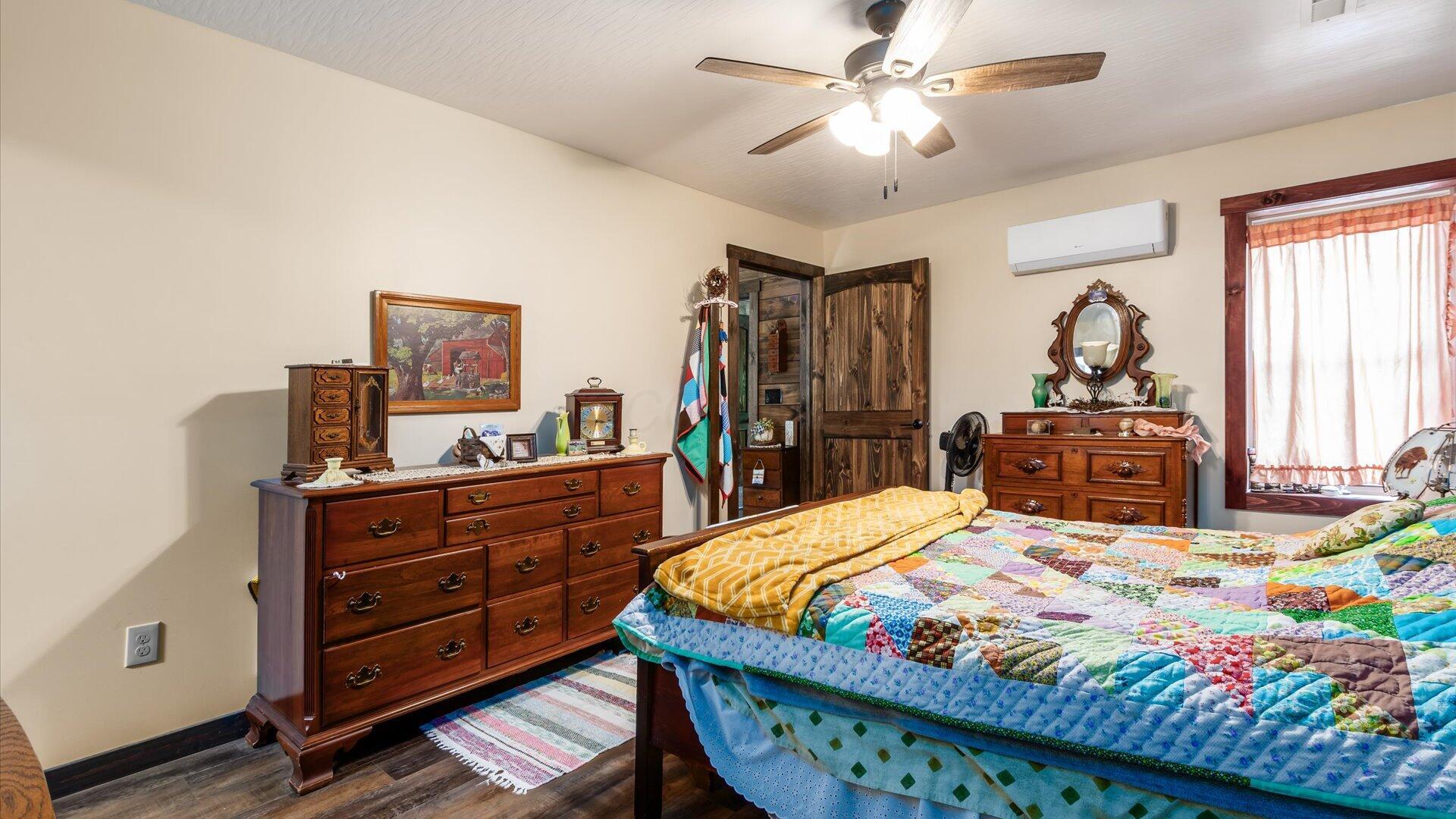 Frazeysburg, Ohio, 43822, United States, 3 Bedrooms Bedrooms, ,2 BathroomsBathrooms,Residential,For Sale,1942173