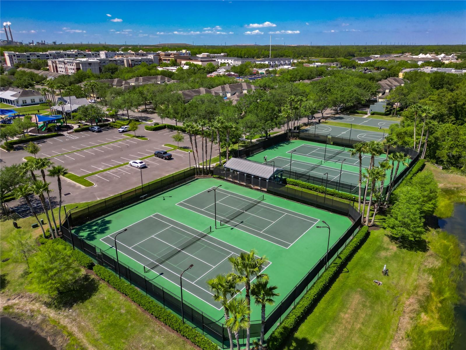 ORLANDO, Florida, 32828, United States, 5 Bedrooms Bedrooms, ,3 BathroomsBathrooms,Residential,For Sale,1923242