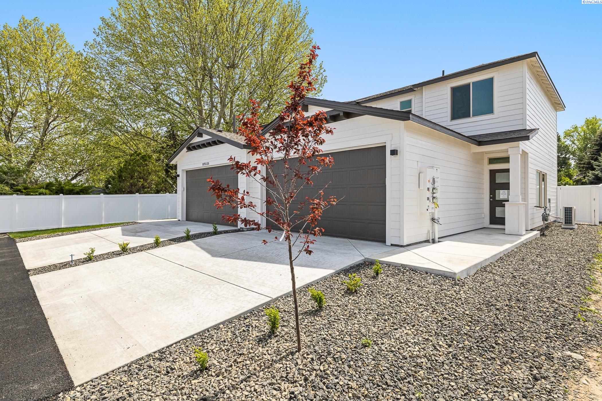 Kennewick, Washington, 99337, United States, 6 Bedrooms Bedrooms, ,Residential,For Sale,1796144
