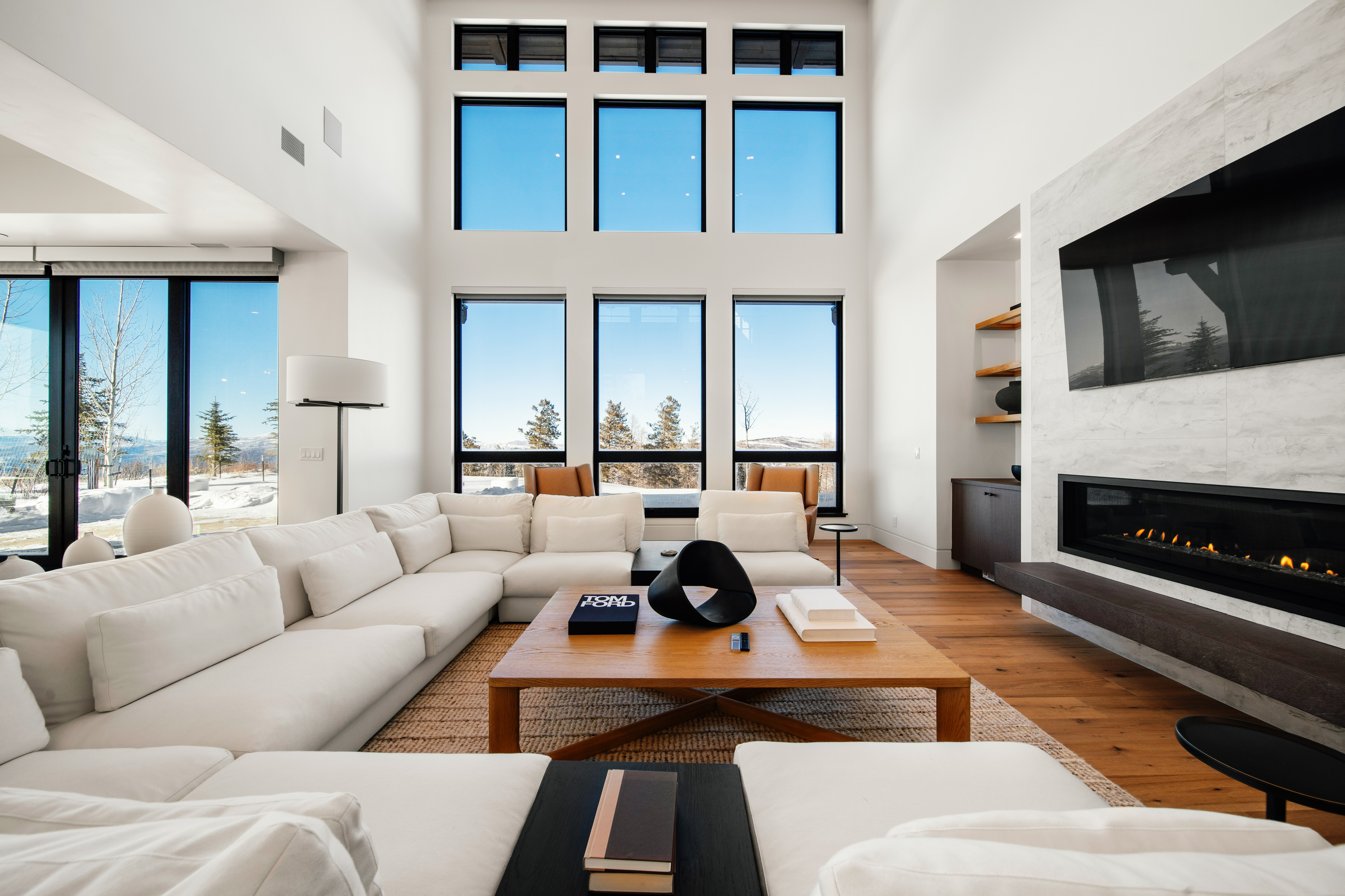  Mountain Modern Luxury Meets Effortless Cordillera Living at 145 Gore Trail - 物件實景