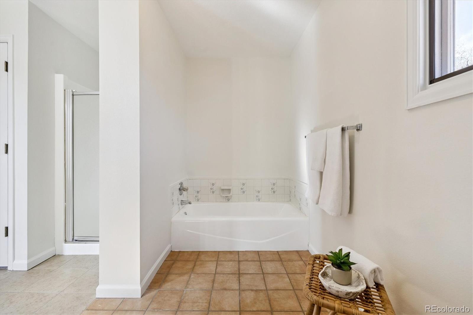 Sedalia, Colorado, 80135, United States, 4 Bedrooms Bedrooms, ,2 BathroomsBathrooms,Residential,For Sale,1998978