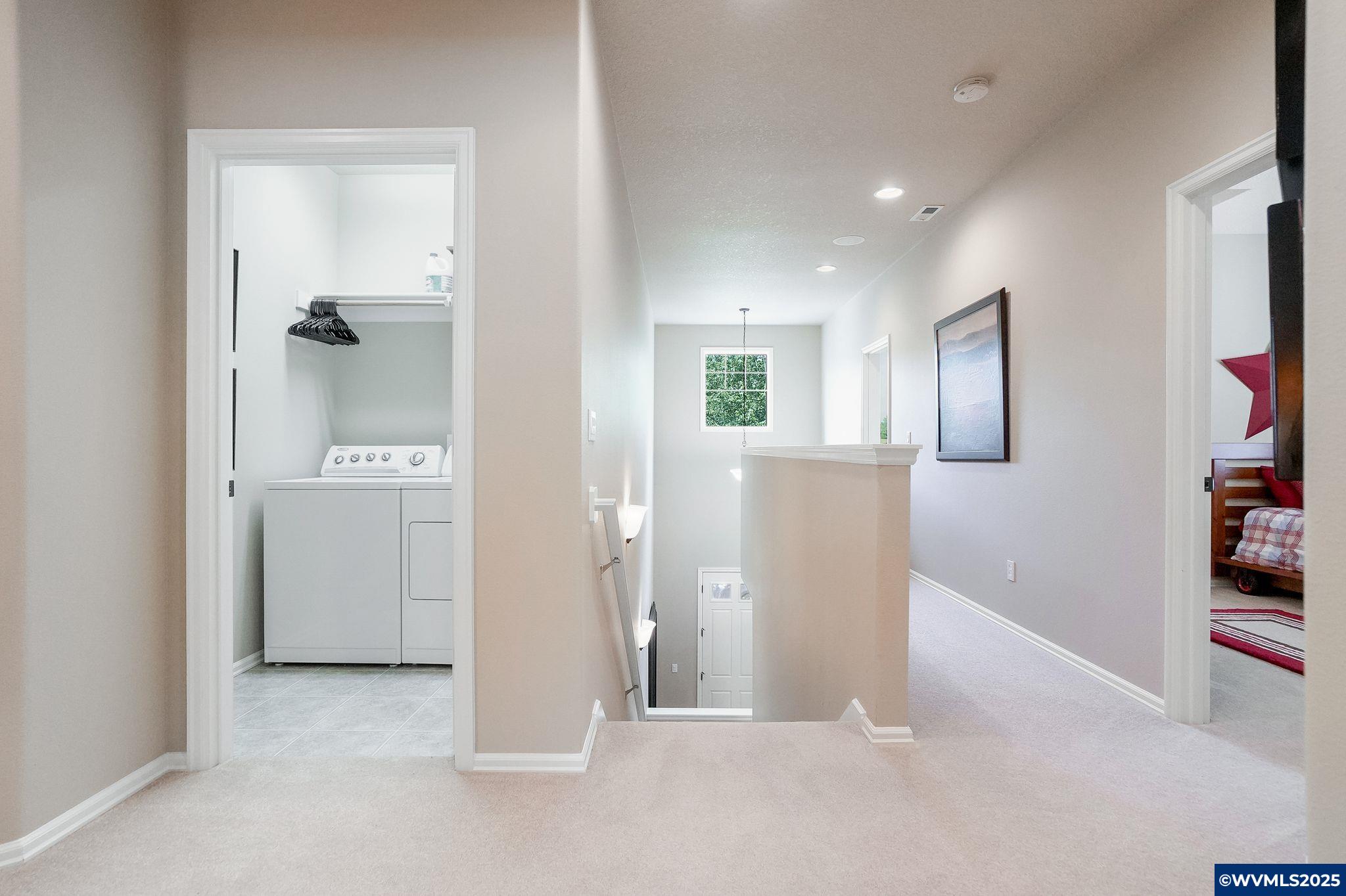 Albany, Oregon, 97321, United States, 4 Bedrooms Bedrooms, ,3 BathroomsBathrooms,Residential,For Sale,1961603