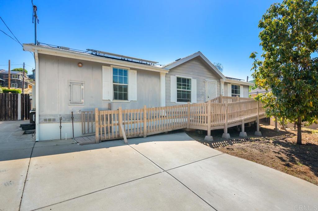 El Cajon, California, 92019, United States, 3 Bedrooms Bedrooms, ,2 BathroomsBathrooms,Residential,For Sale,1829527