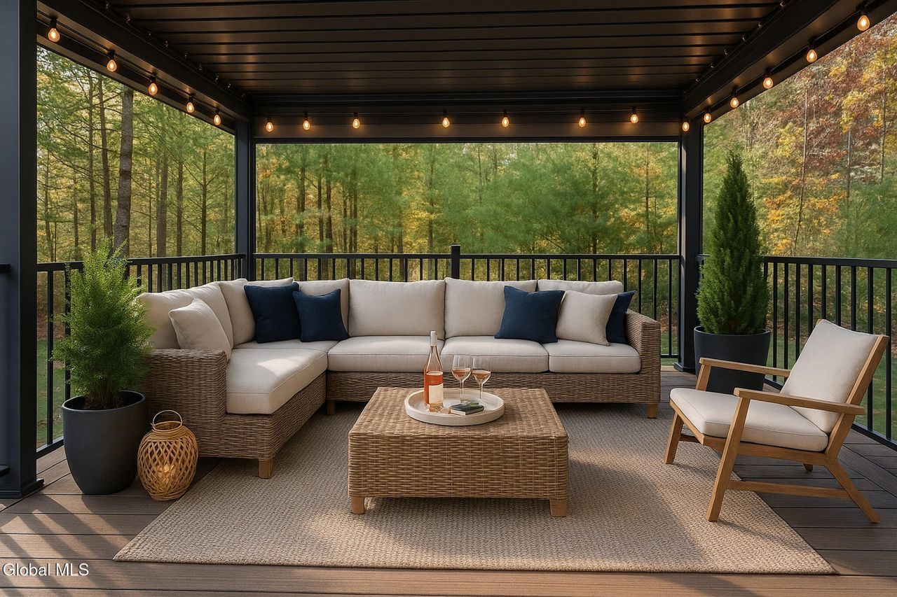 Halfmoon, New York, 12065, United States, 4 Bedrooms Bedrooms, ,3 BathroomsBathrooms,Residential,For Sale,1987891