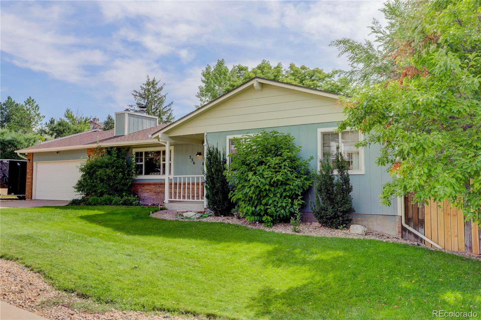 Castle Rock, Colorado, 80104, United States, 4 Bedrooms Bedrooms, ,2 BathroomsBathrooms,Residential,For Sale,1911014