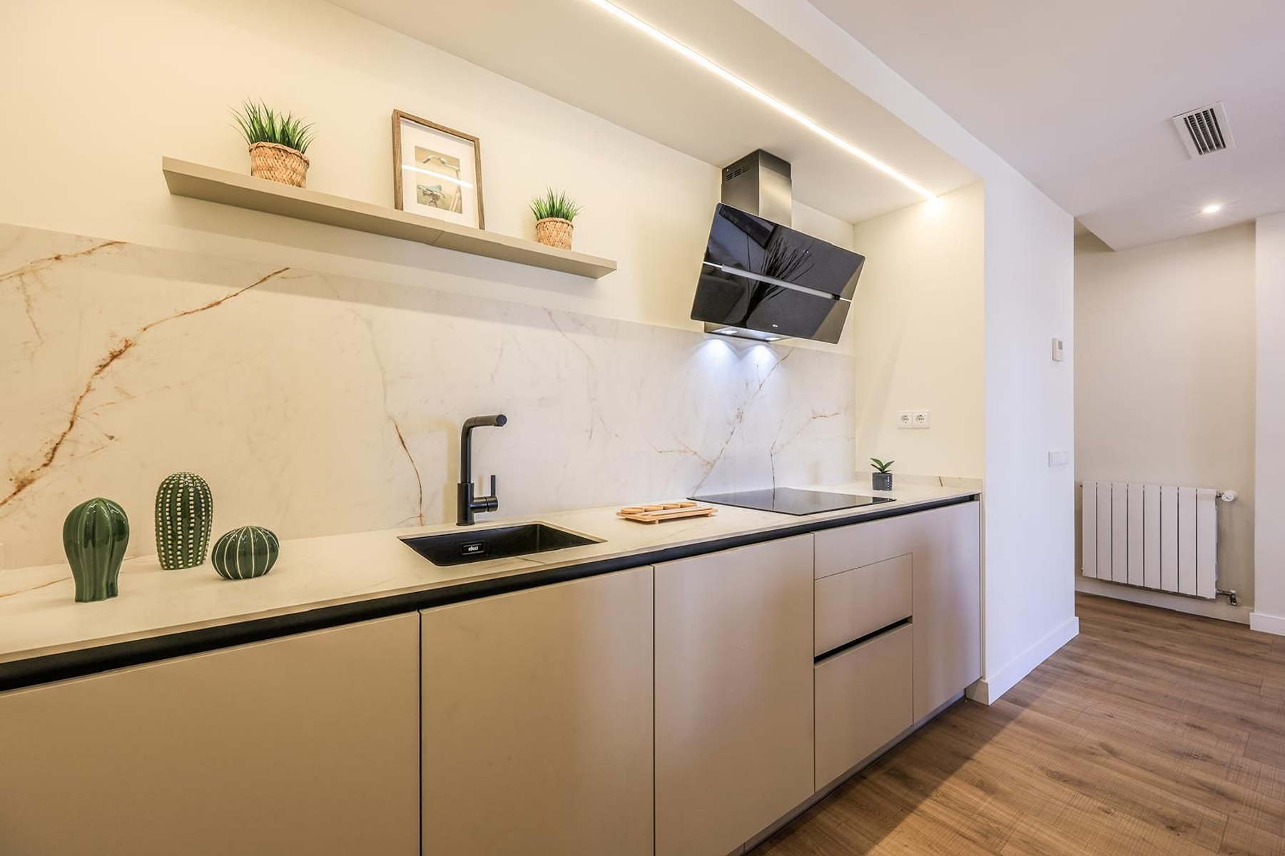  2-bedroom flat next to Plaza de Olavide - 物件實景