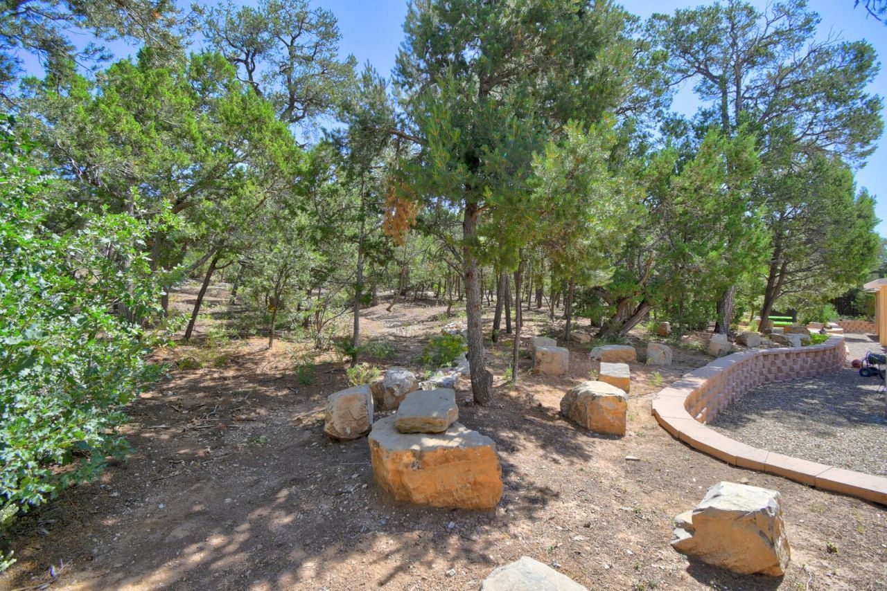 Tijeras, New Mexico, 87059, United States, 3 Bedrooms Bedrooms, ,2 BathroomsBathrooms,Residential,For Sale,1924821