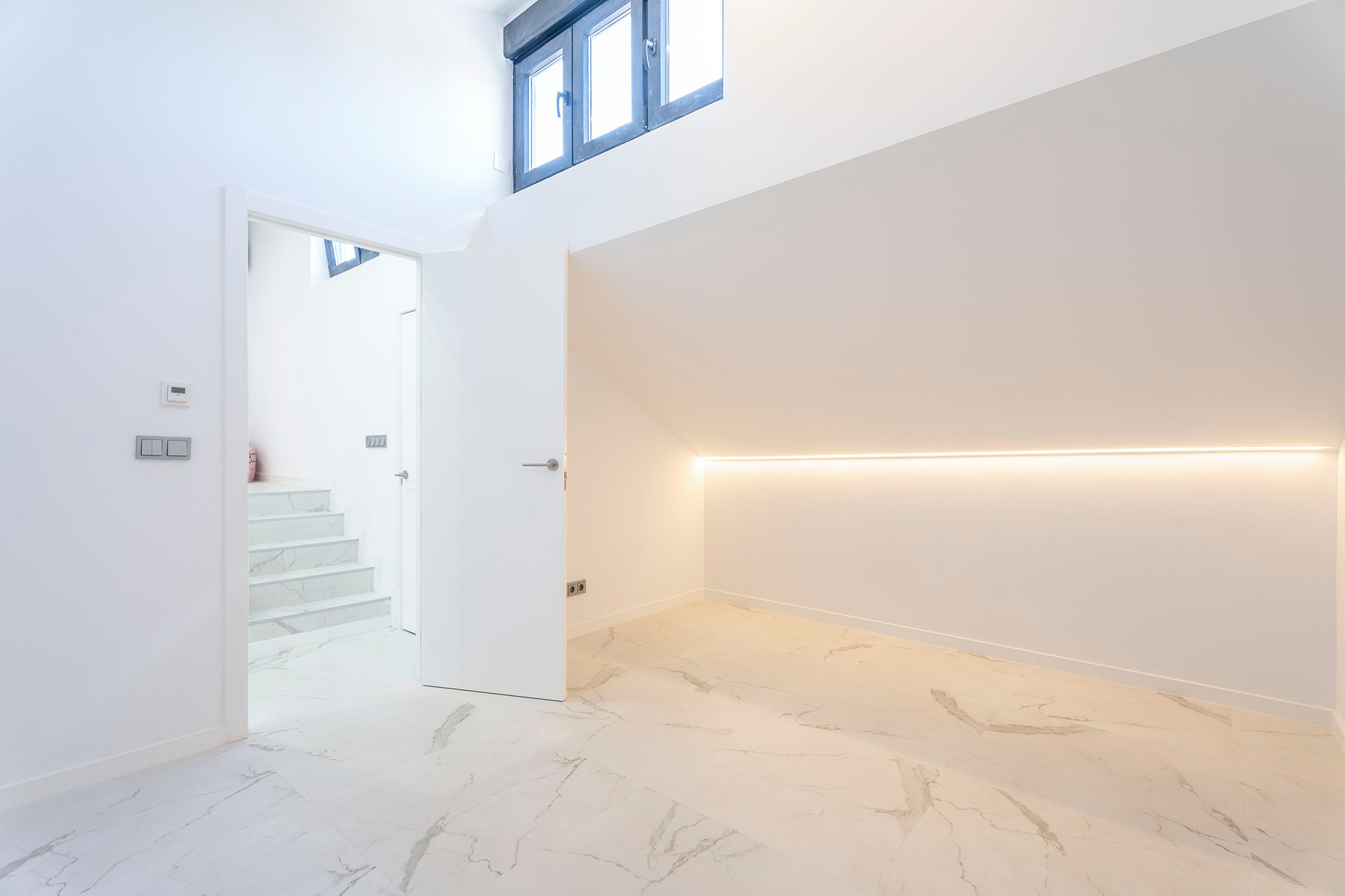  Modern Townhouse in Alcobendas, Madrid, Spain - 物件實景