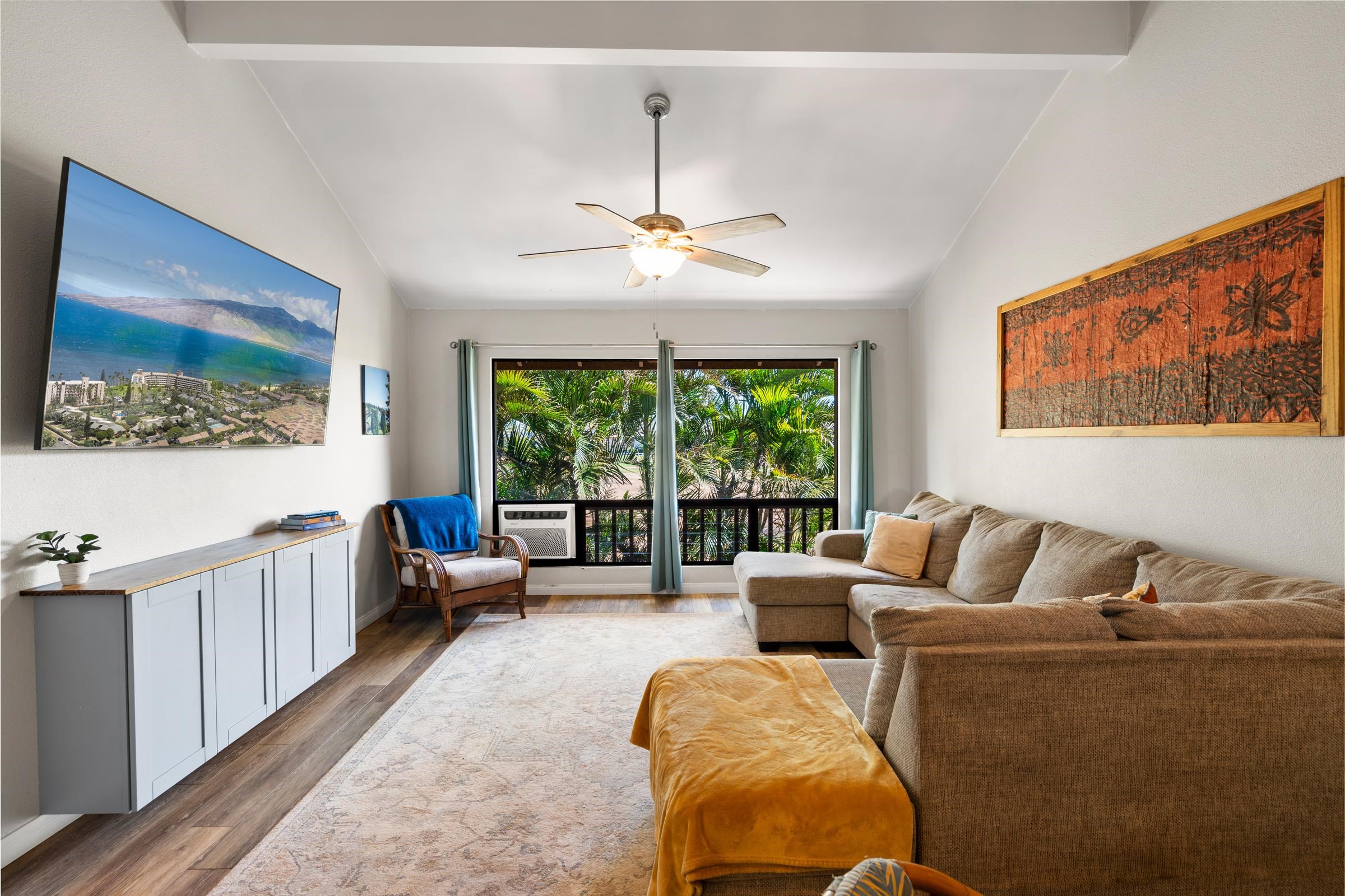 Kihei, Hawaii, 96753, United States, 2 Bedrooms Bedrooms, ,2 BathroomsBathrooms,Residential,For Sale,1838575