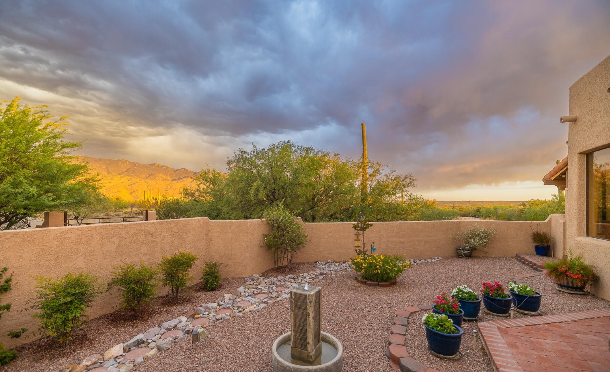  2305 N El Camino Rinconado, Tucson, AZ 85749 - 物件實景