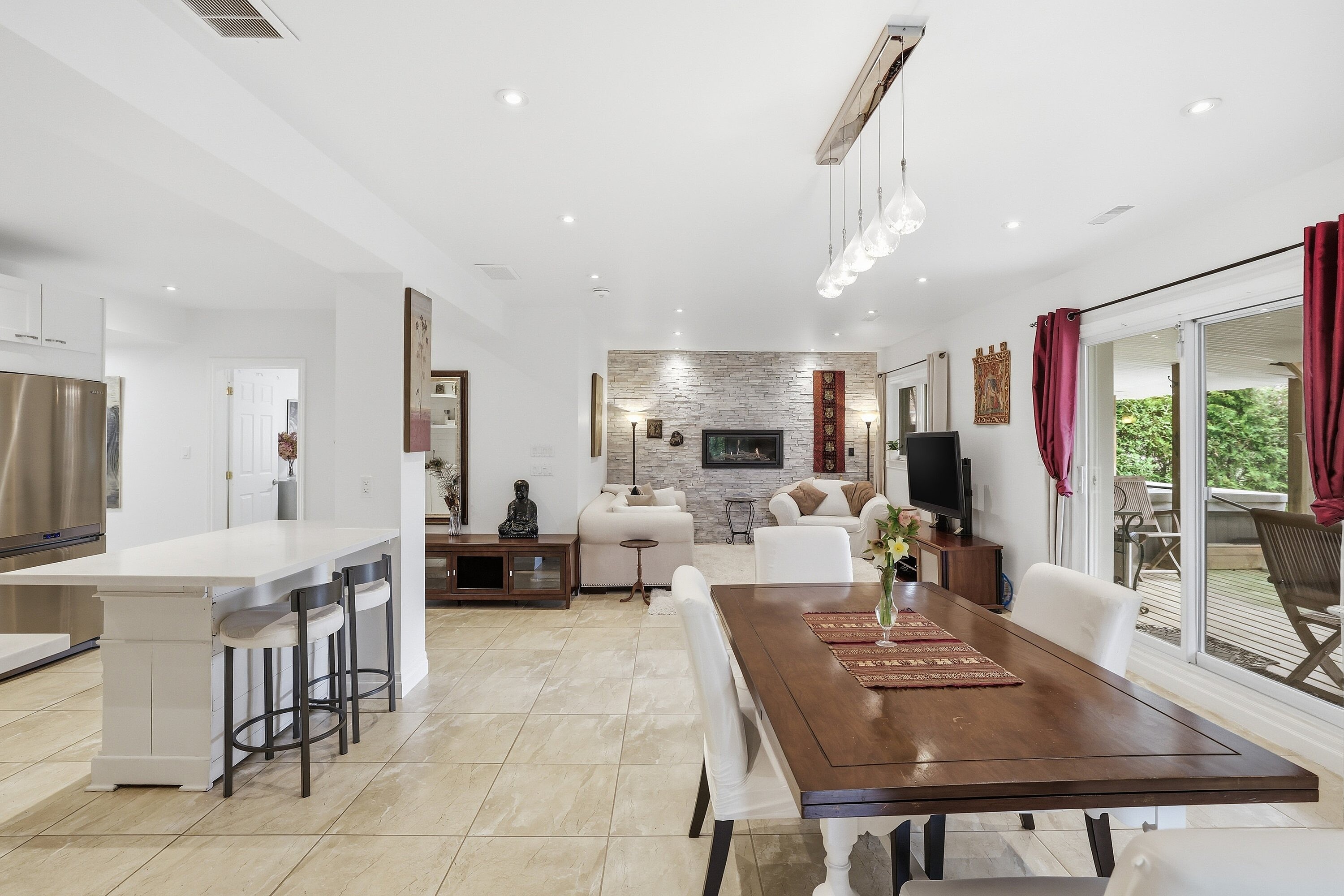 Rare Multi-Family Opportunity - 物件實景