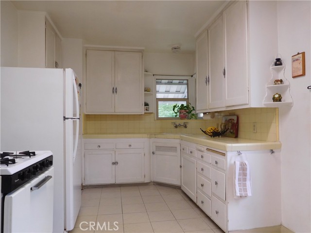 Long Beach, California, 90804, United States, 2 Bedrooms Bedrooms, ,2 BathroomsBathrooms,Residential,For Sale,1872562