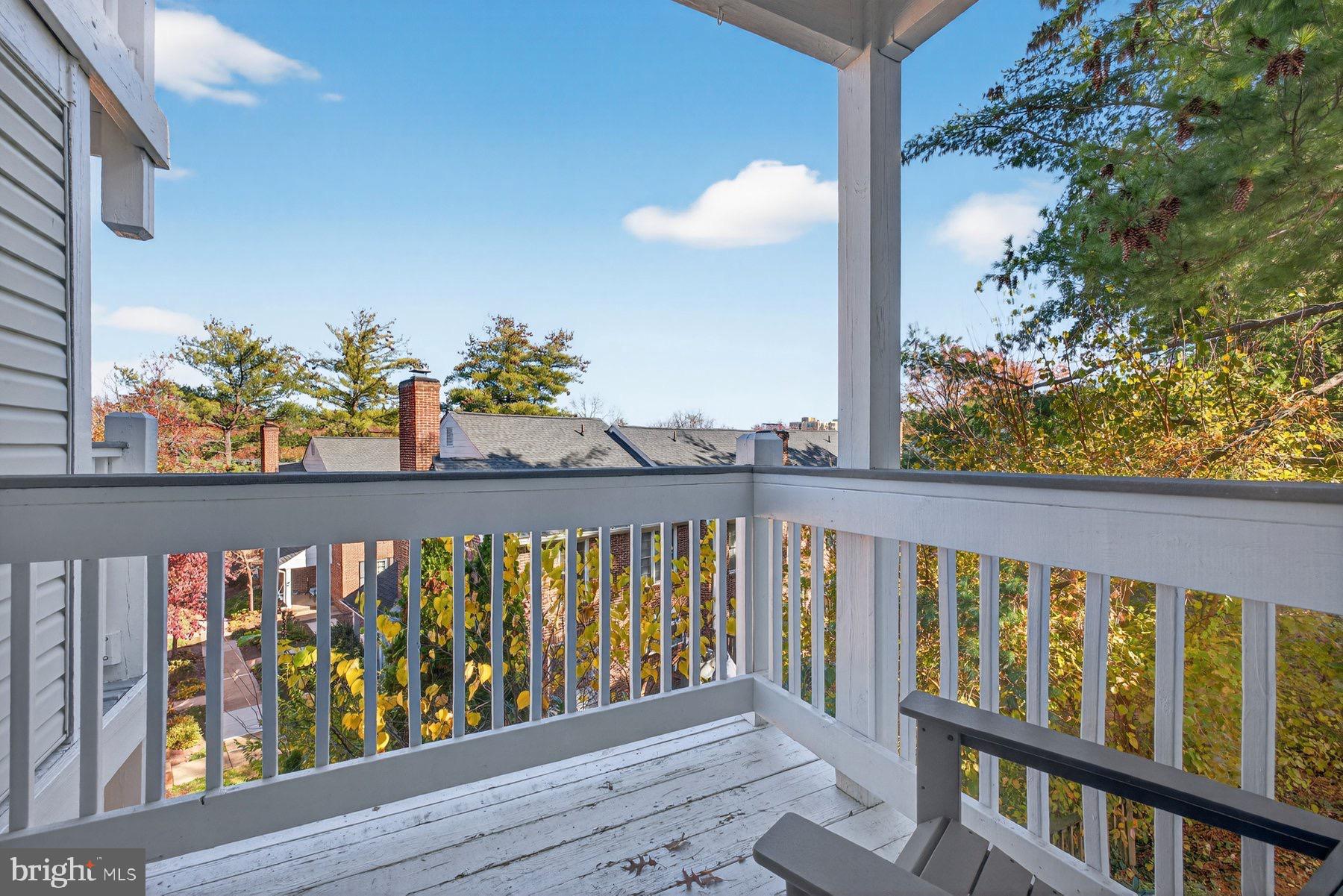 Arlington, Virginia, 22206, United States, ,Residential,For Sale,1992394